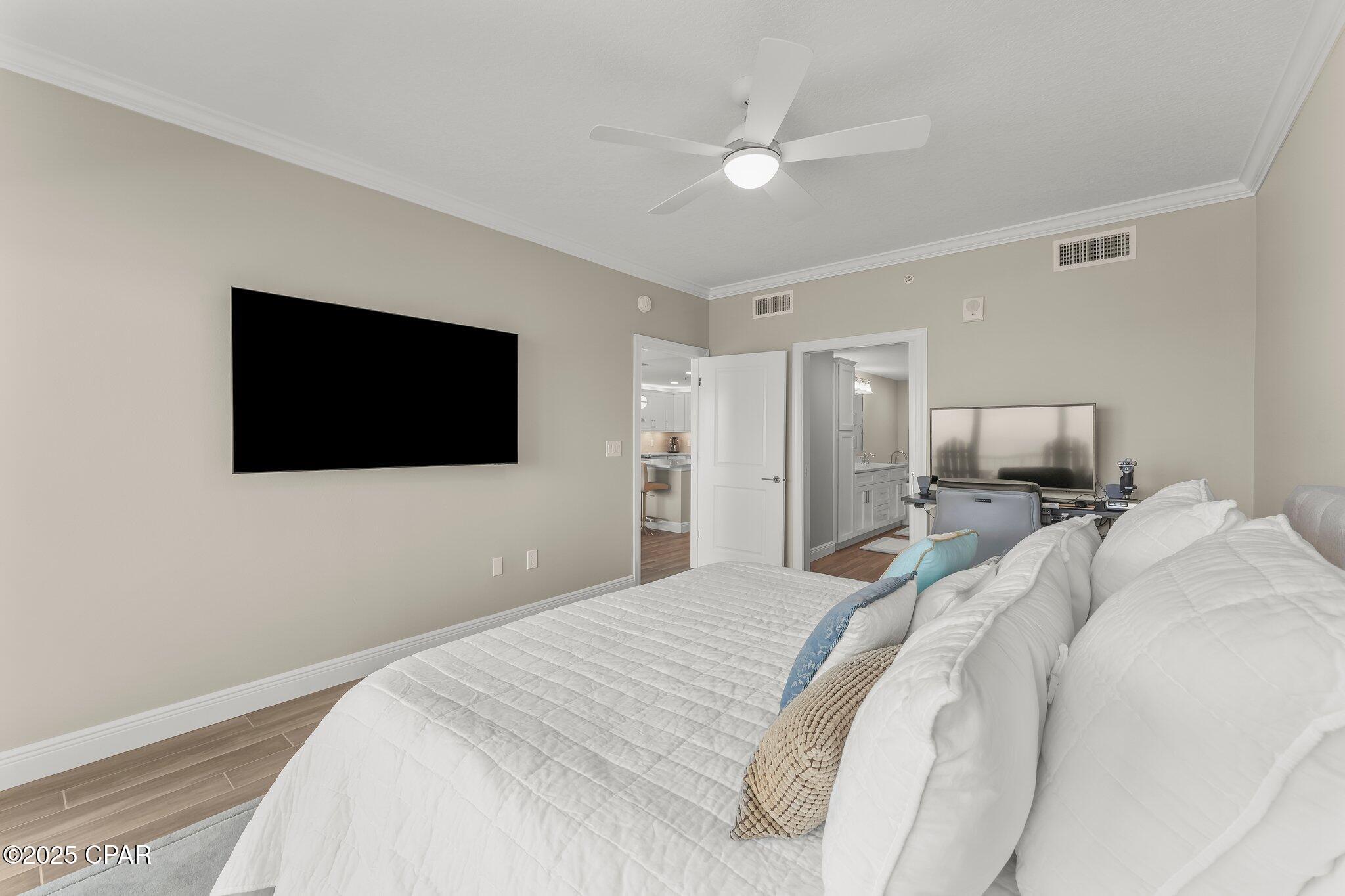 9qf1iiahyndy_ptzkbn3ayl1fqv9smp 0go8nzd5zm0