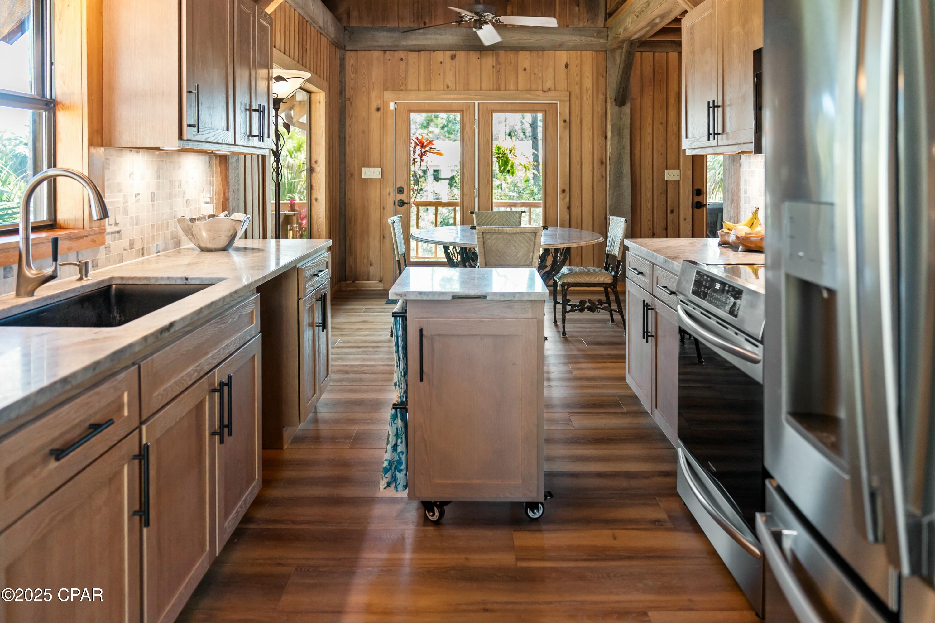 Duk7x16afncjouvr_ohn2ve6pun2tgelgdvafmfbsoa