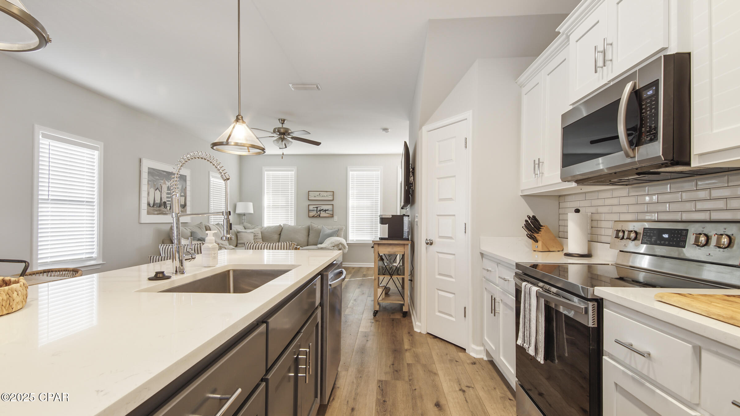 _nbyvojxngfncr M6fn0wfqyxcczptyqmeq1orvavsg