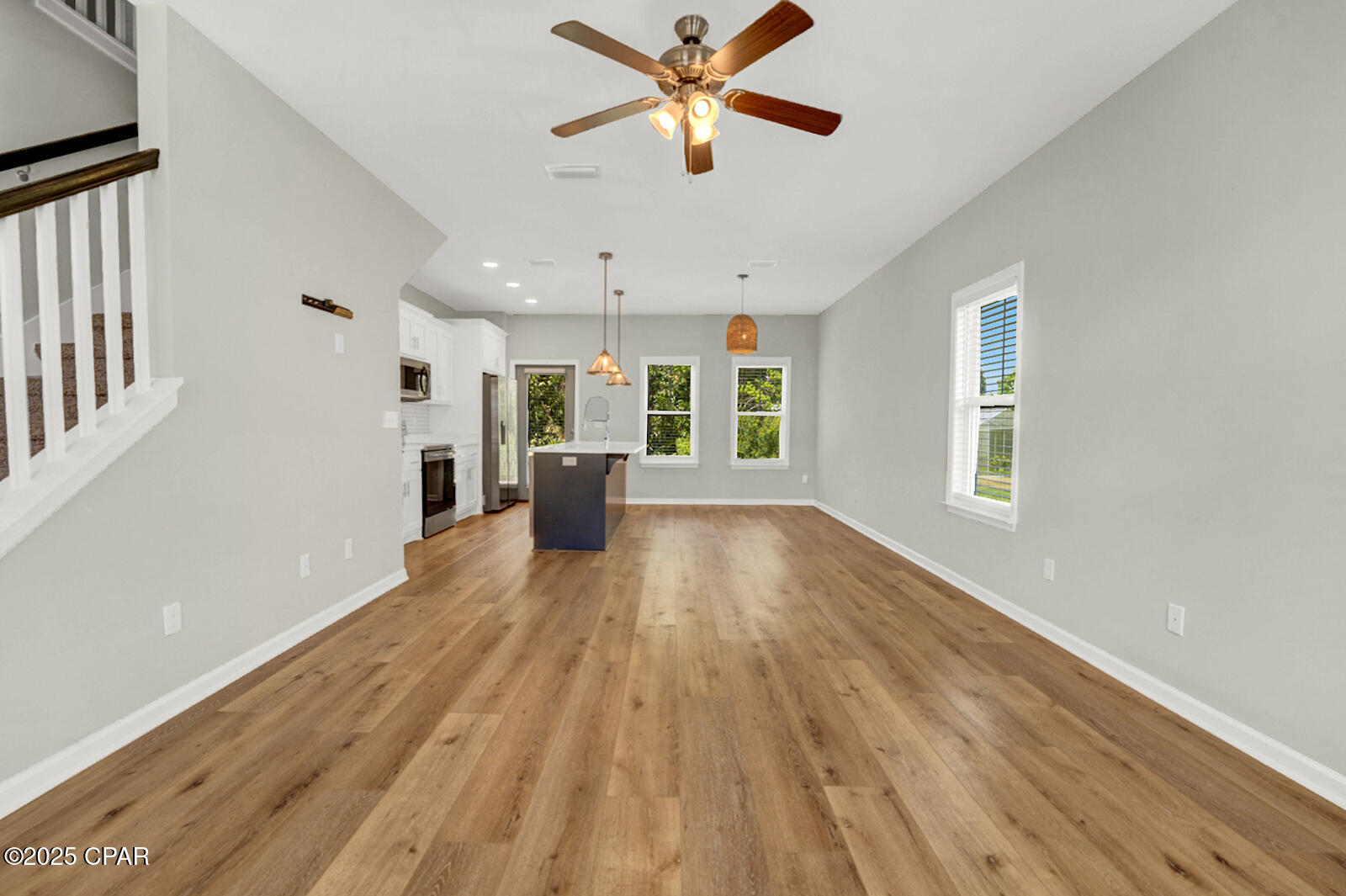 Image 4 For 408 Raven Lane