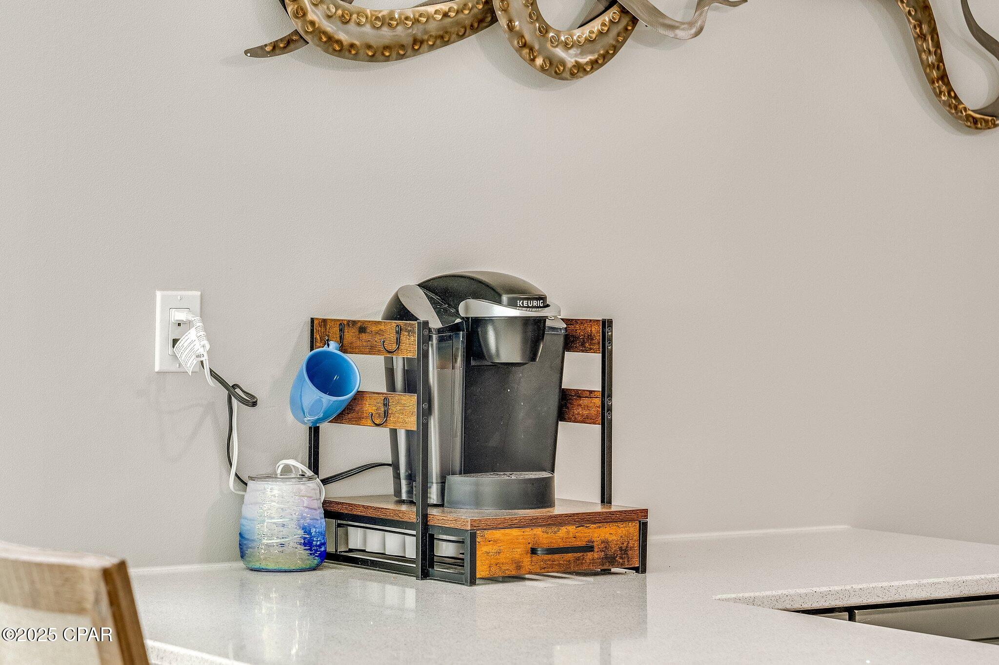 Wqz20_s0hn0sfe4jznnhvkw_fie5alxc 7tceiud3i0