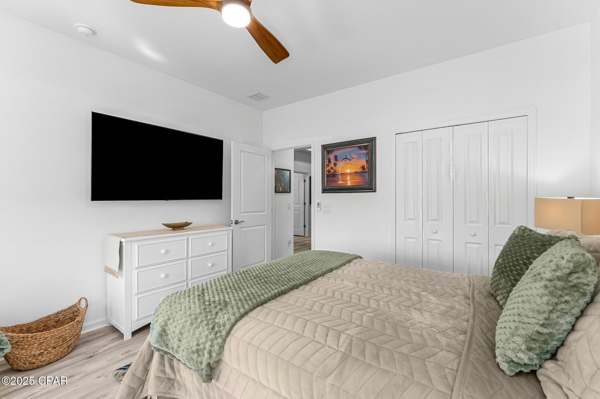 Image 8 For 9335 Cool Breeze Drive
