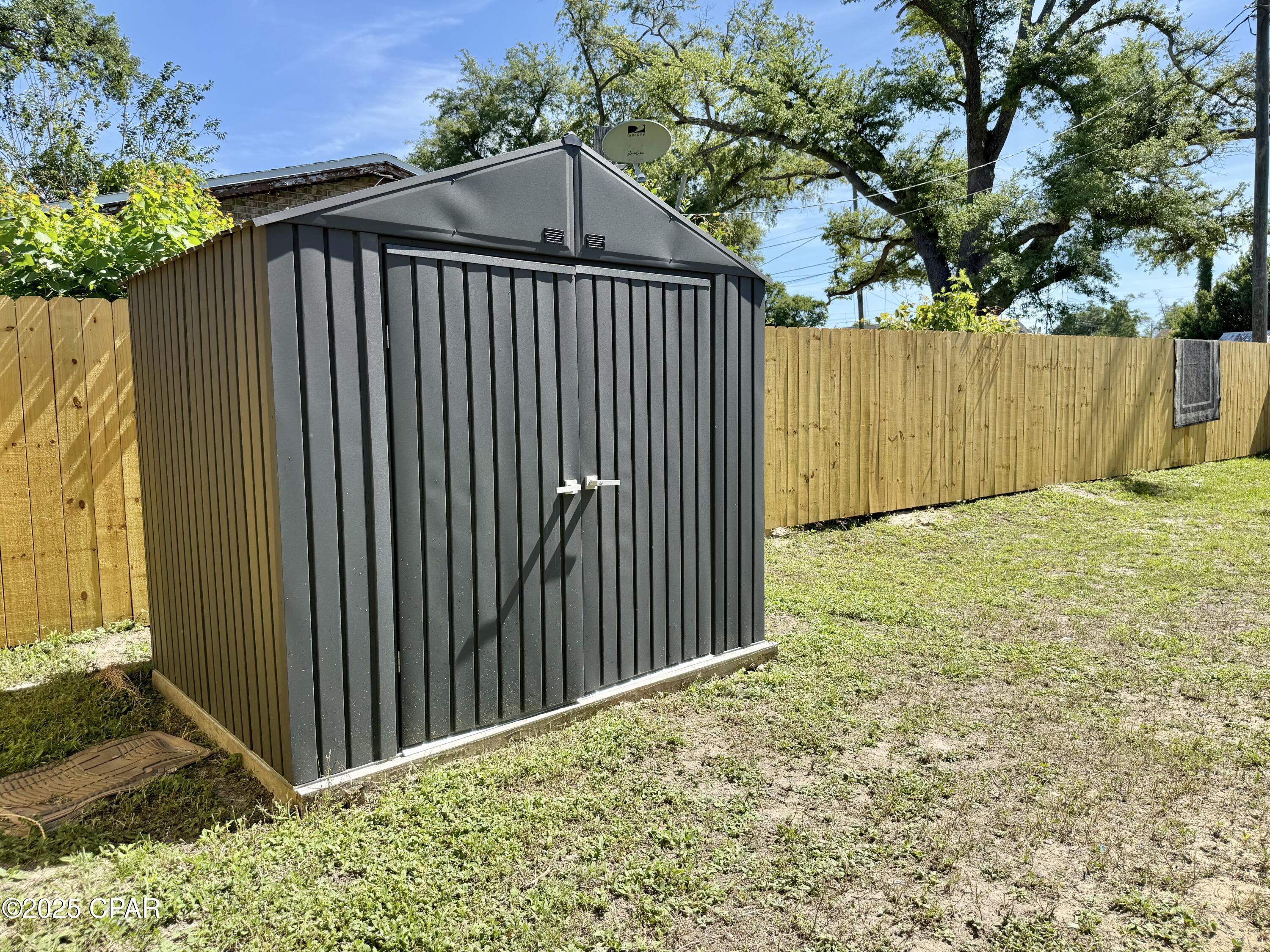 Image 11 For 1409 6th Court