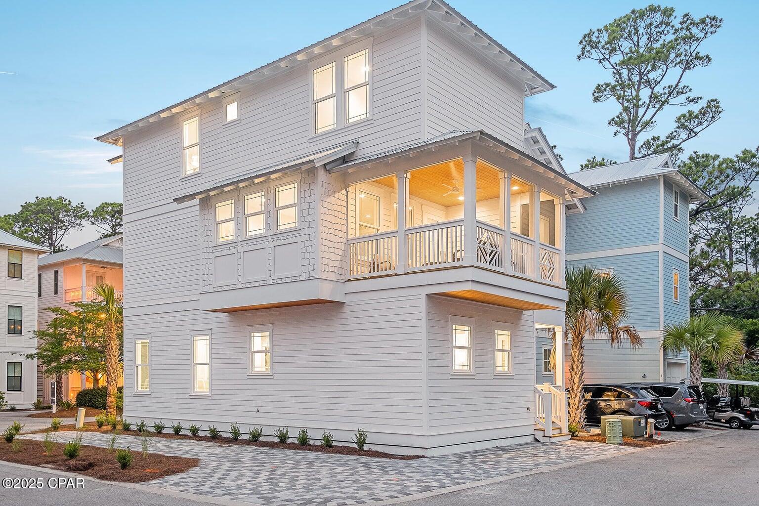 8u0s6ssoph85_akgupd_nojv9oratmhlnc6p7a0u2ye