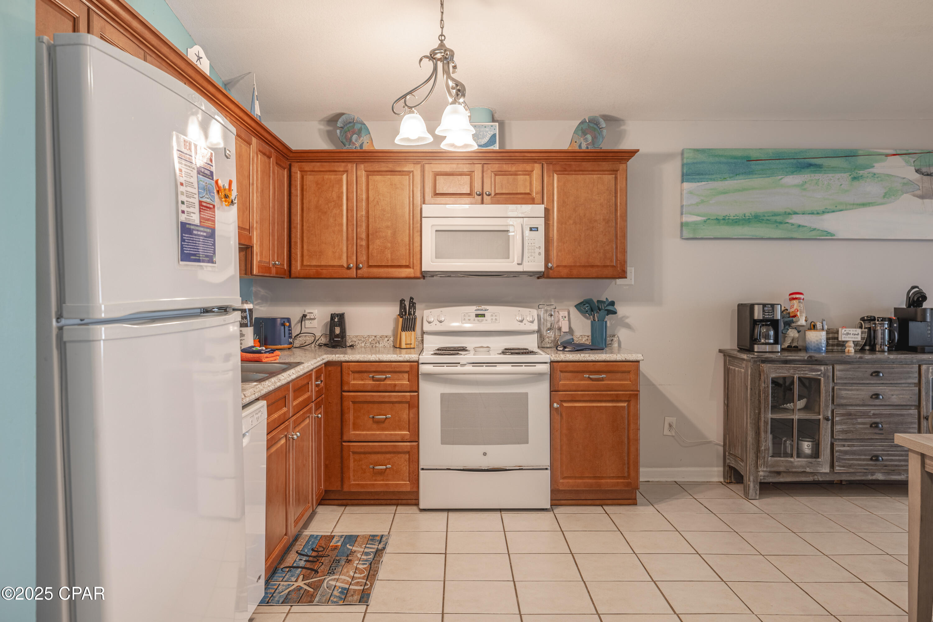 T02 U3tc8zwpk3c9v29g2neales14j4hhj U3_pwym8