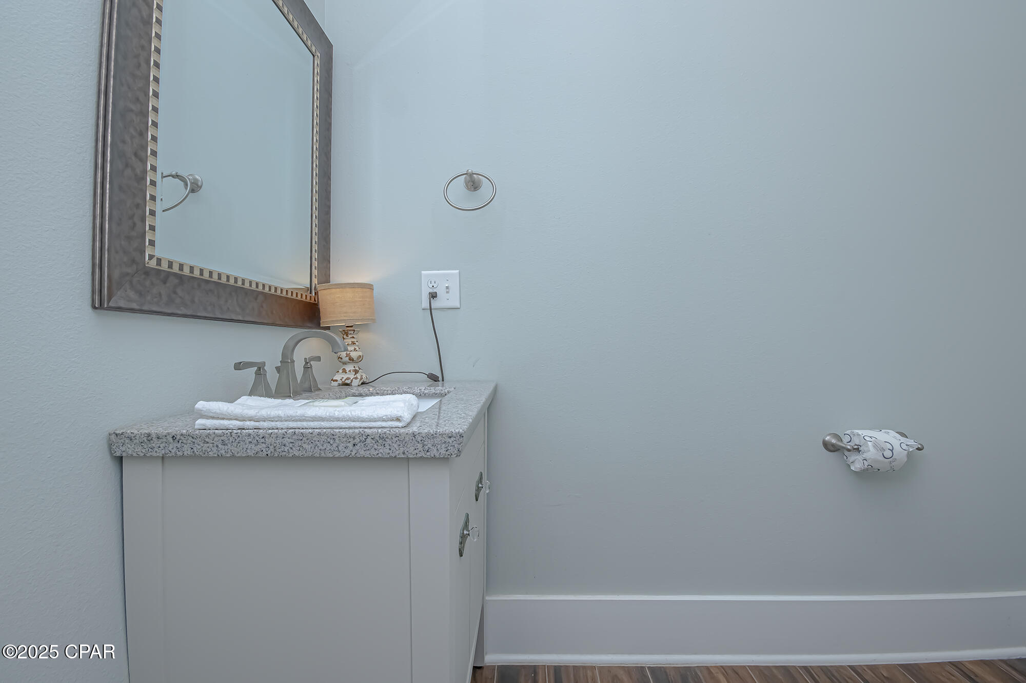 Rceqb8m5toerfm0zsvfmddifmxsmalcufjzkcff Htc