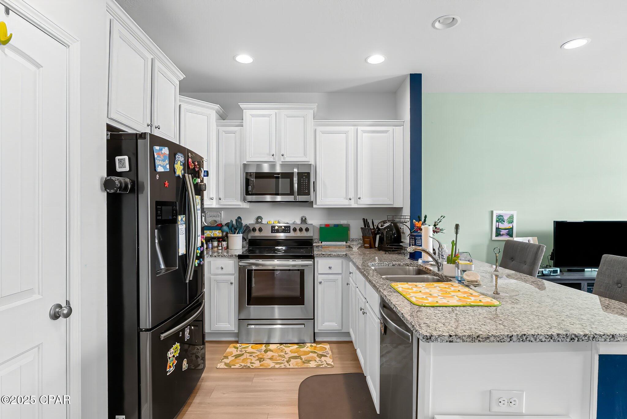 Hy A7hd8zpllshbmqcsjozv6vbxubduzklw7ikc84go