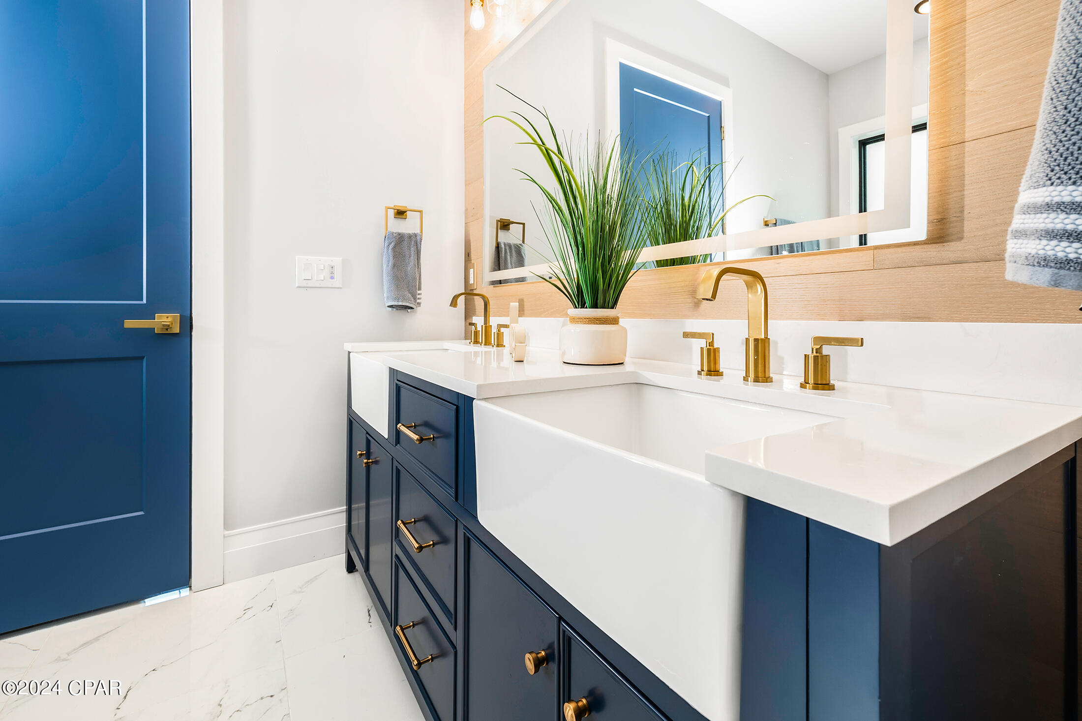 Qce8ce Vkirwjz3cr7x6wrs1vazywzib_2hyzdjfyte