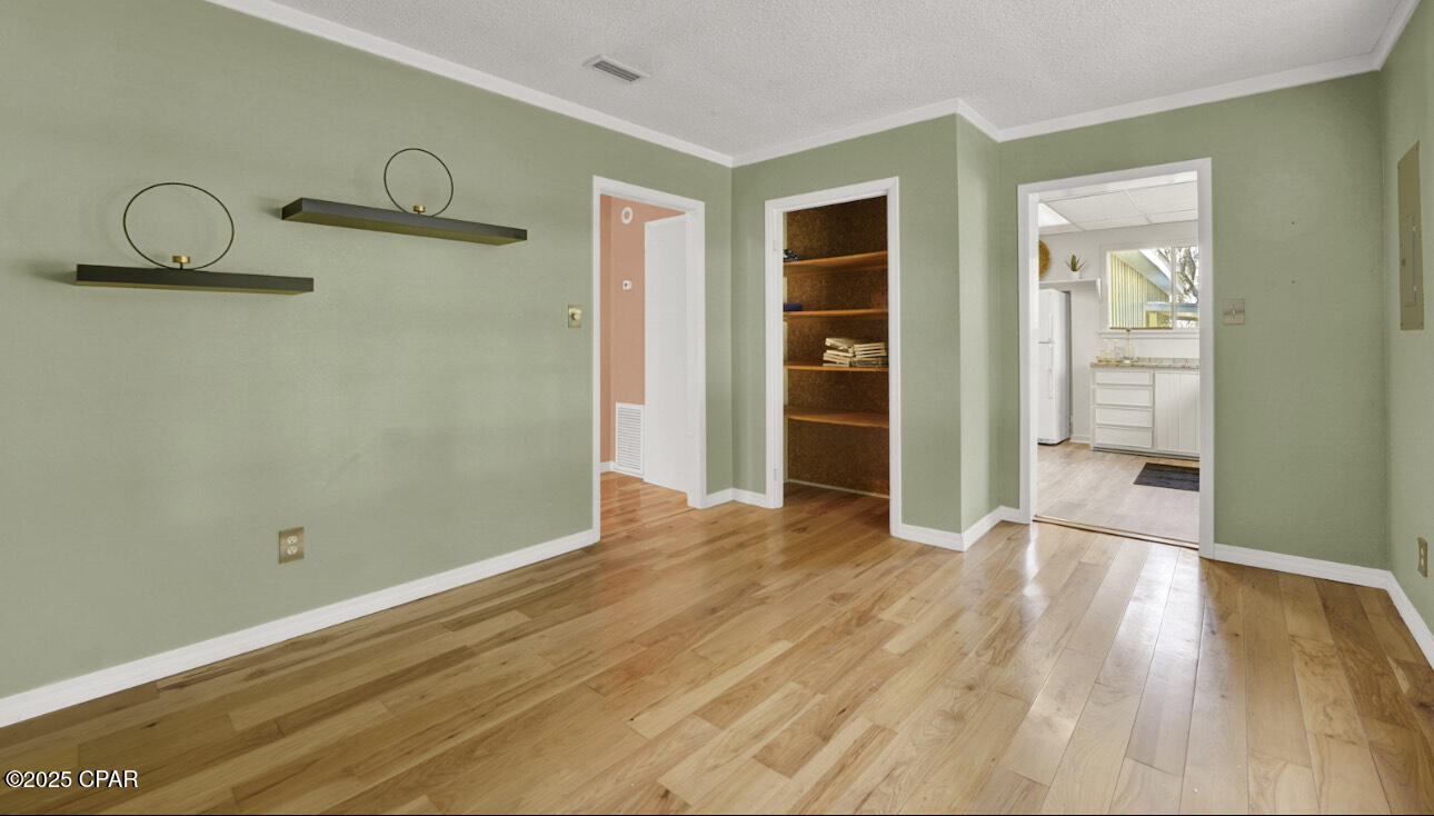 Rxsfnrqzmctr4bcb9tovvcg_jrepnfw4arre1j2oiie