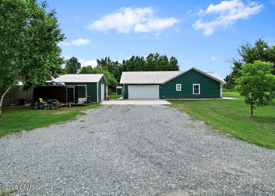 Image 11 For 21382 Paradise Lane