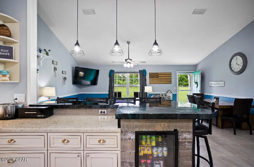 Image 20 For 21382 Paradise Lane