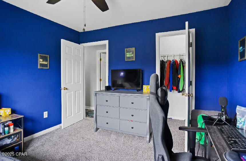 Image 44 For 21382 Paradise Lane