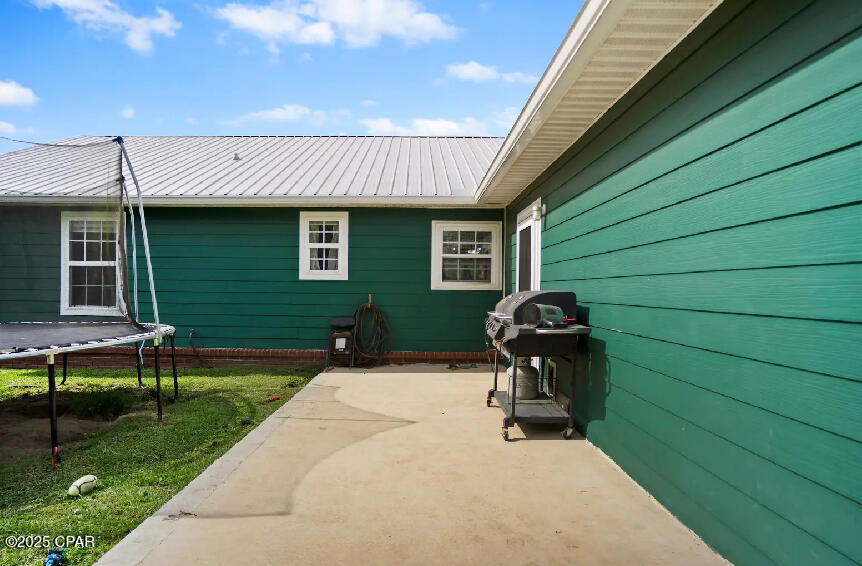 Image 48 For 21382 Paradise Lane