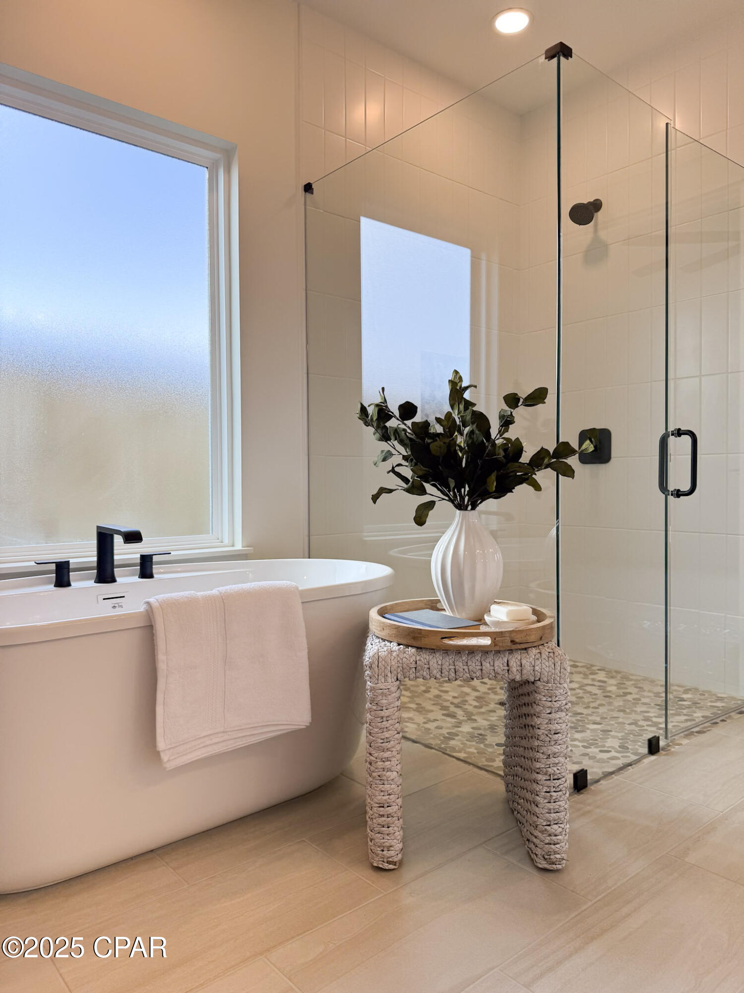 B6xje6yows3gpsqwjiekgixgswikndn9fxkq9u9qpe4