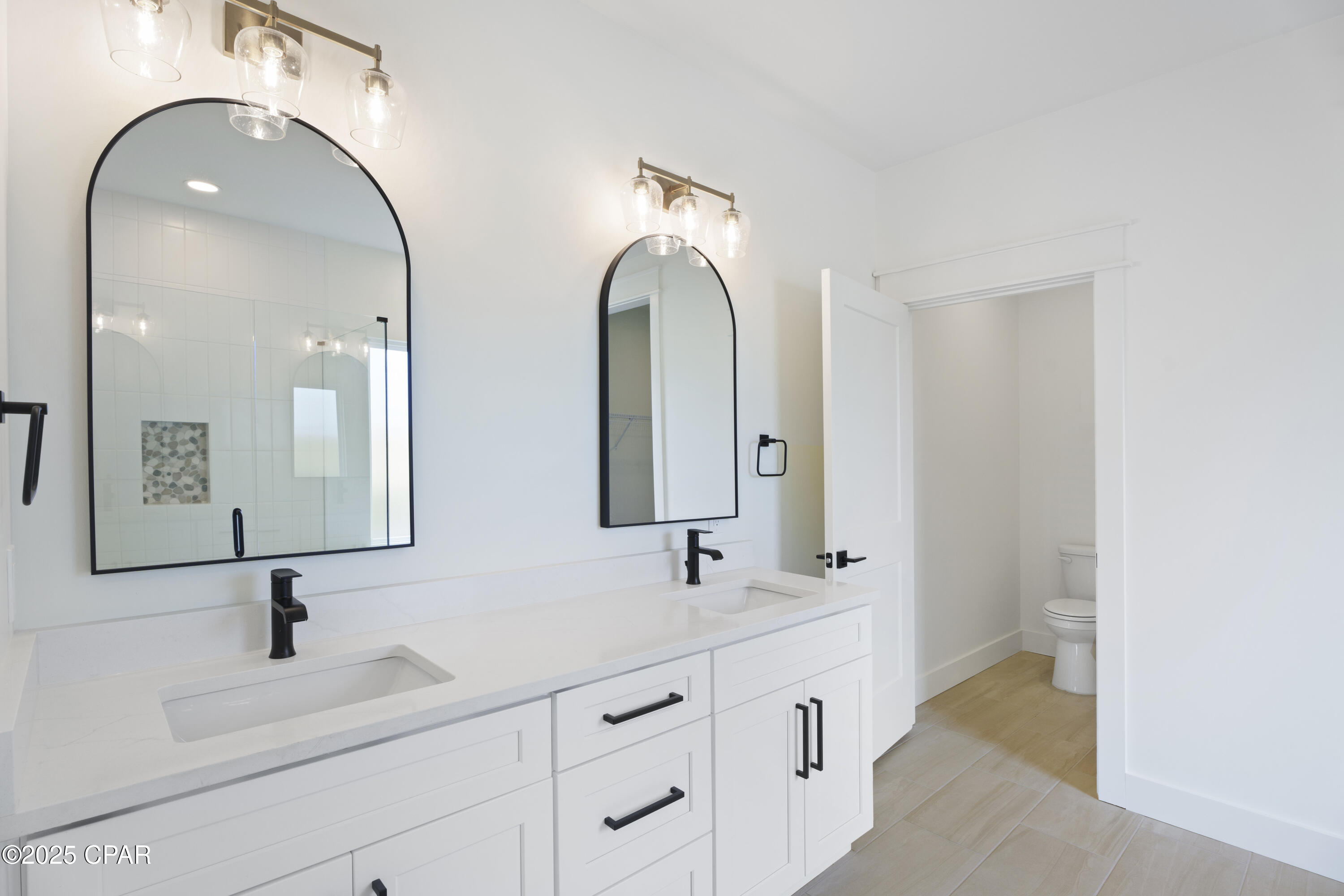 Affdvmkkoxj  Fgaeytrov07pqvyofjrr5kbizicoce