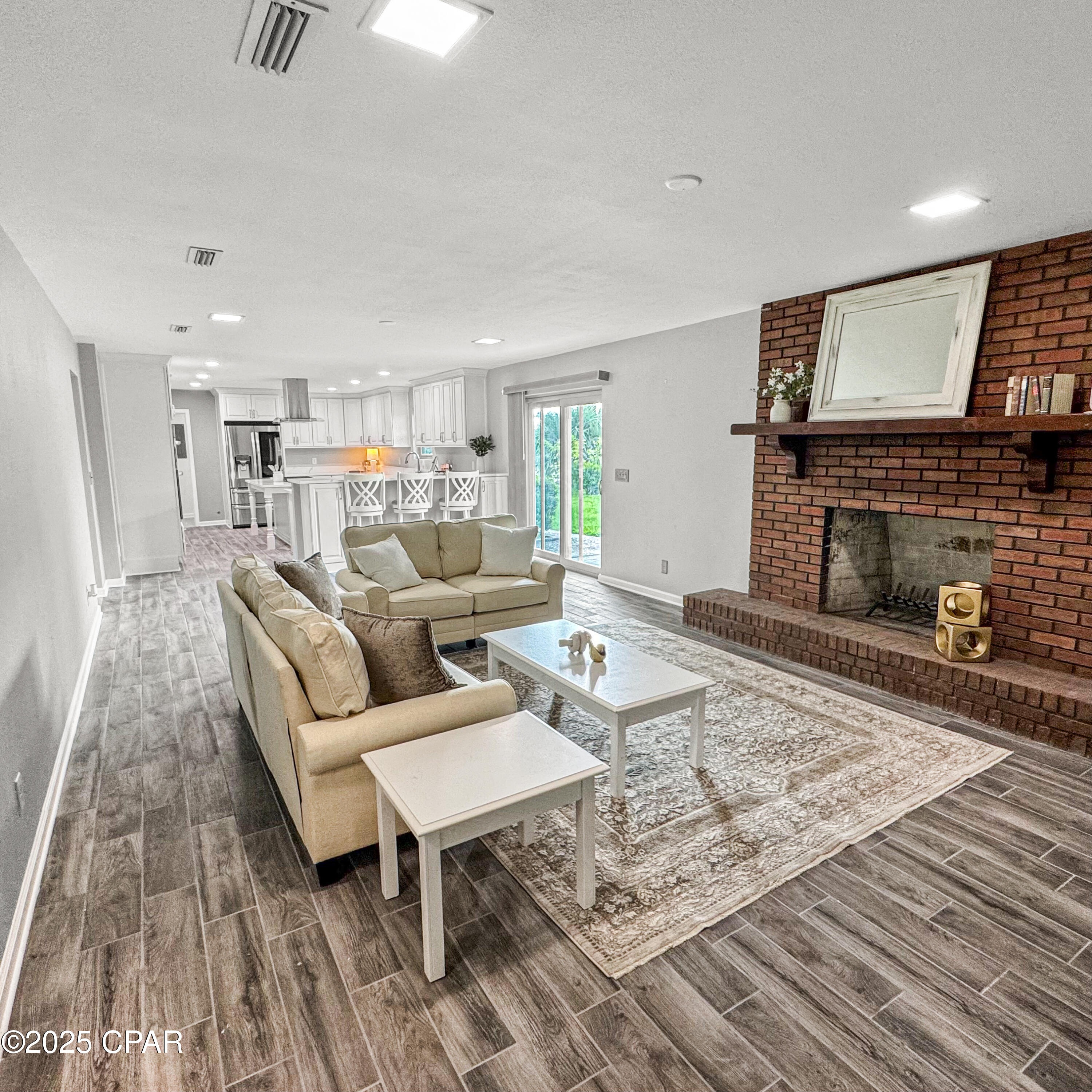 Cfjkqzwrlro88_hsk43bqwd8etsqwru1nmaaxnczpy0