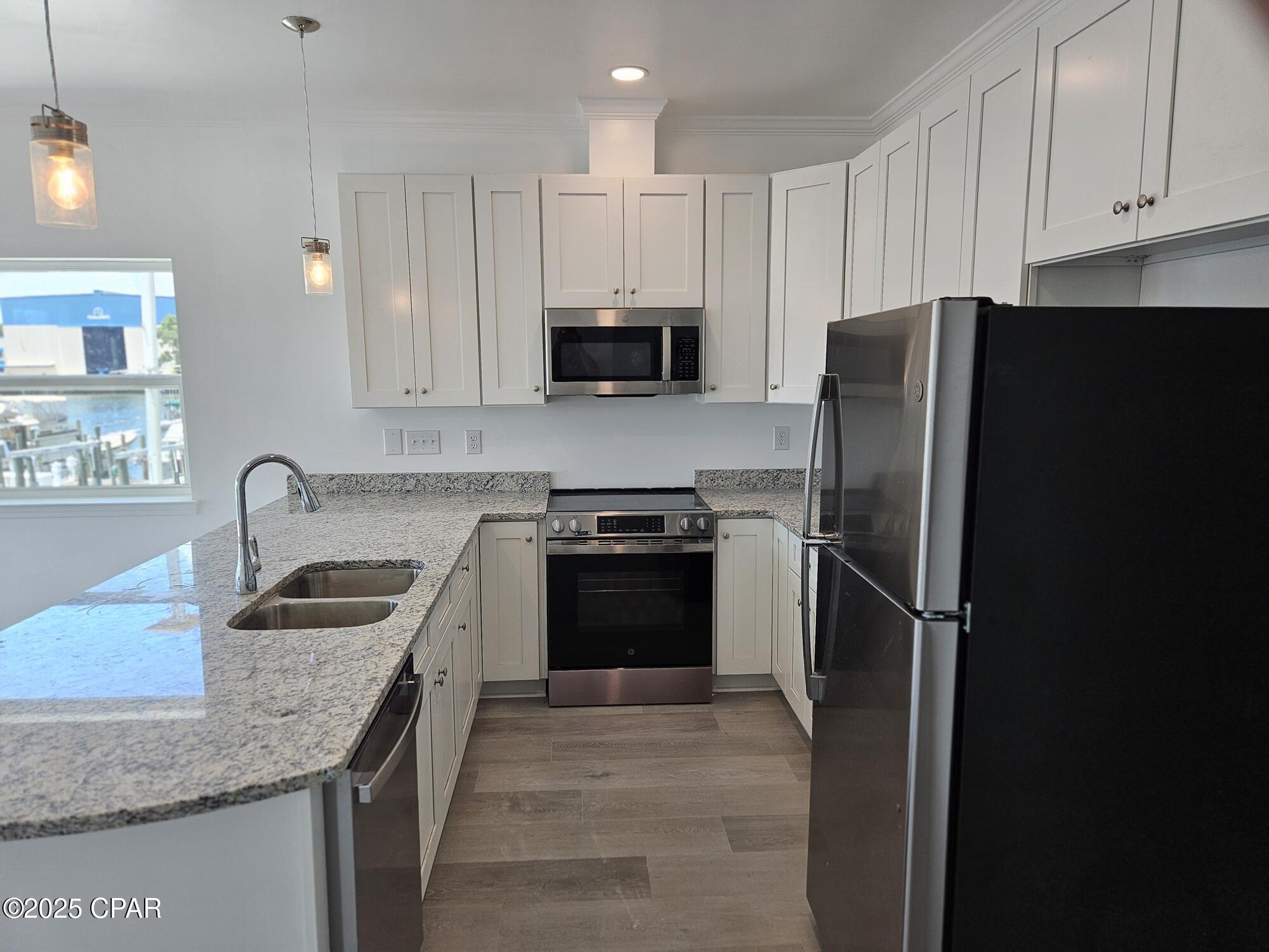 Xeku78whrt Hrjfjih10dniml0lg6_t Kakf8nhnbwm