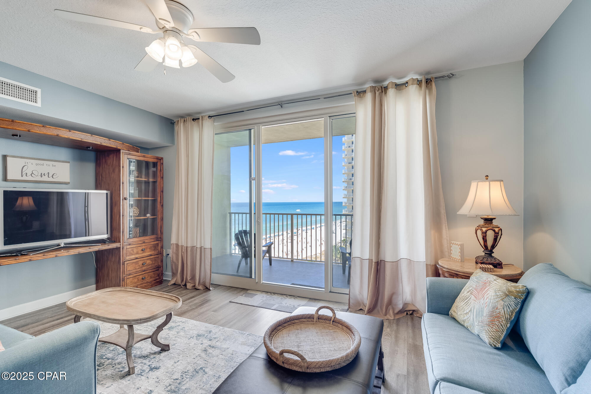 E5b0cfatjdznatyad3_ku7x6de3ip91b Tihntwxrgy