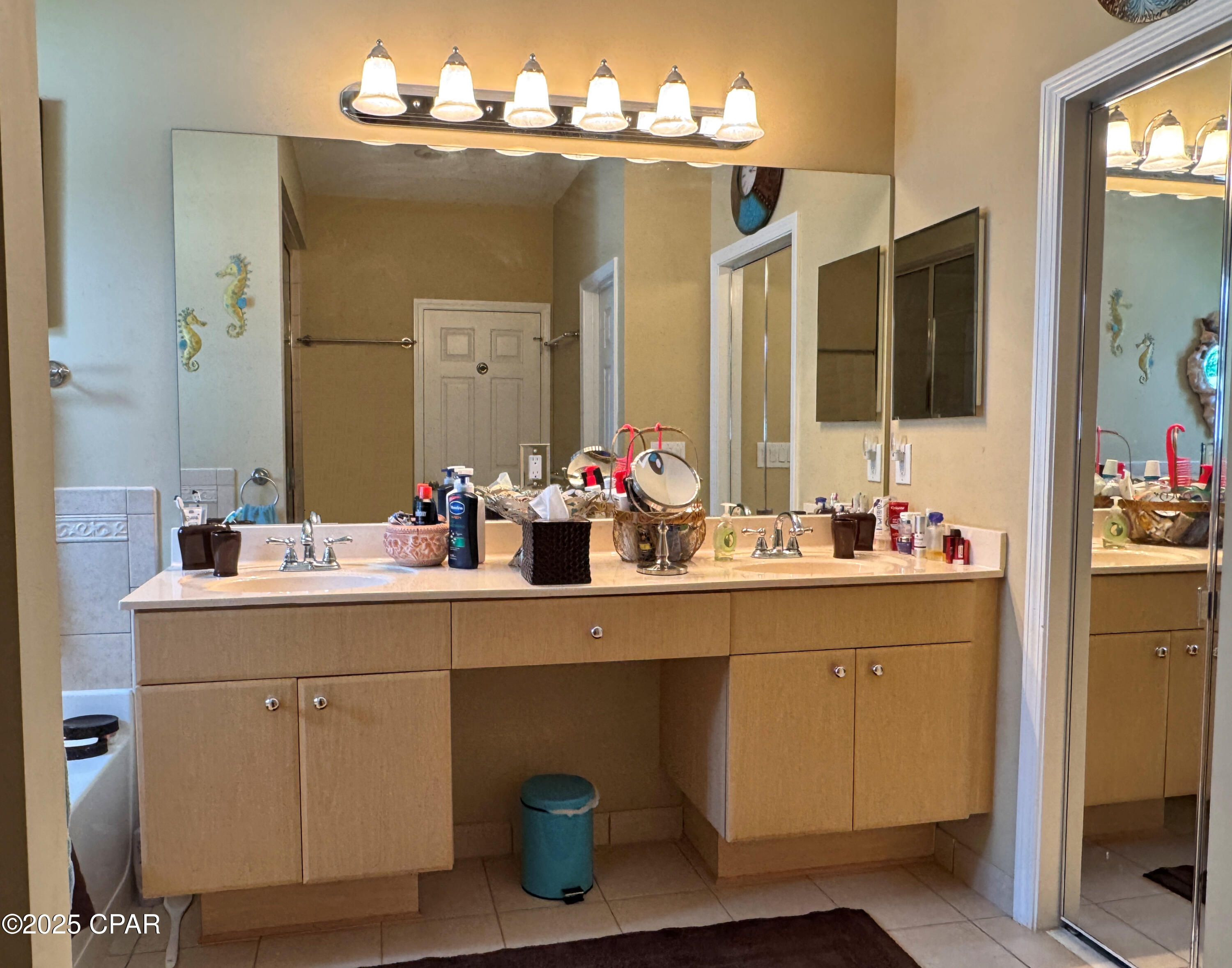 Fb9irrdzubzioaodzomd Vllgjwobviuliifge0j Es