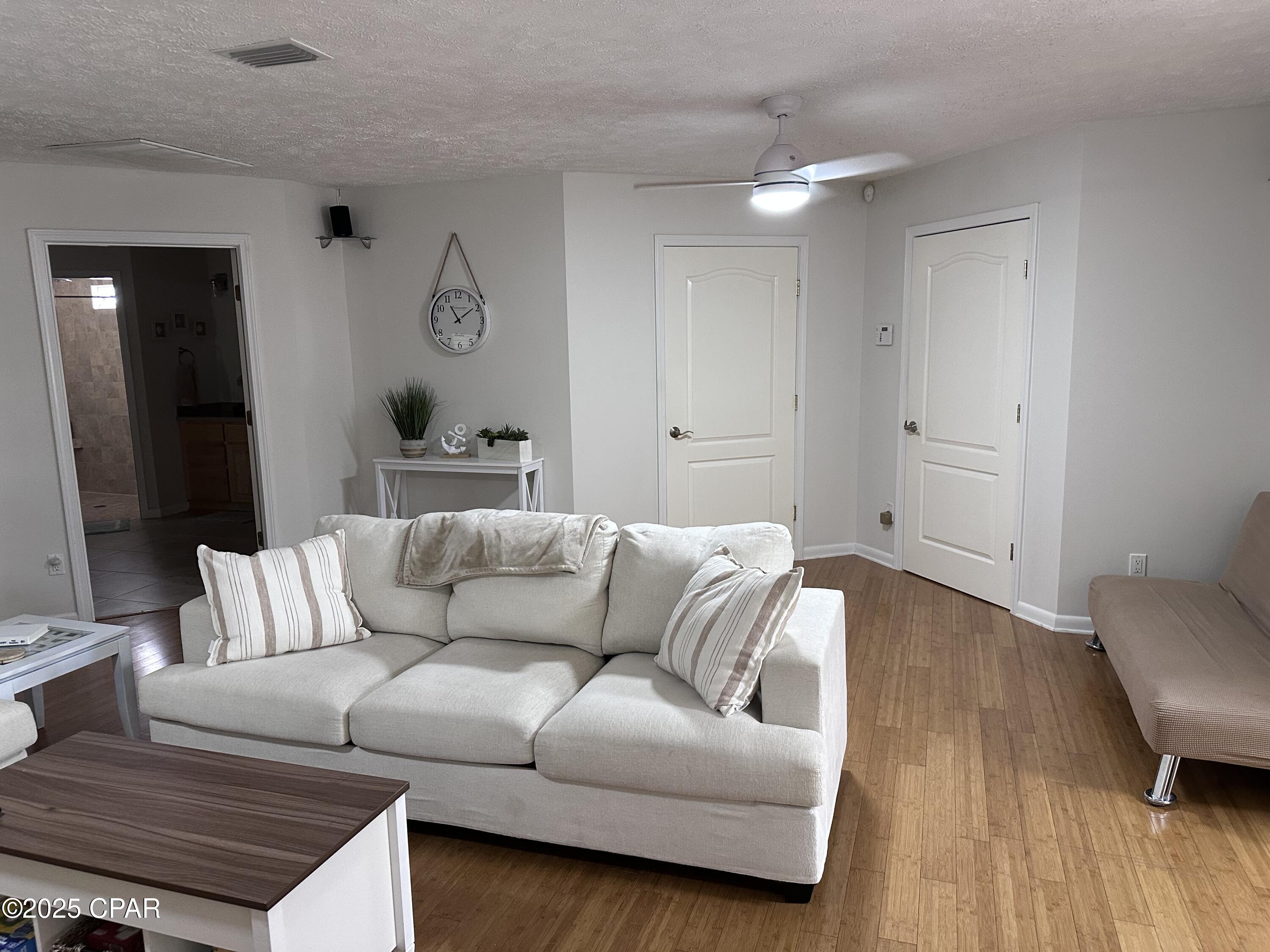 Cxeryub3 K_nbvkmtplsgn0e1nuzgvuo5jz7fqk17qe