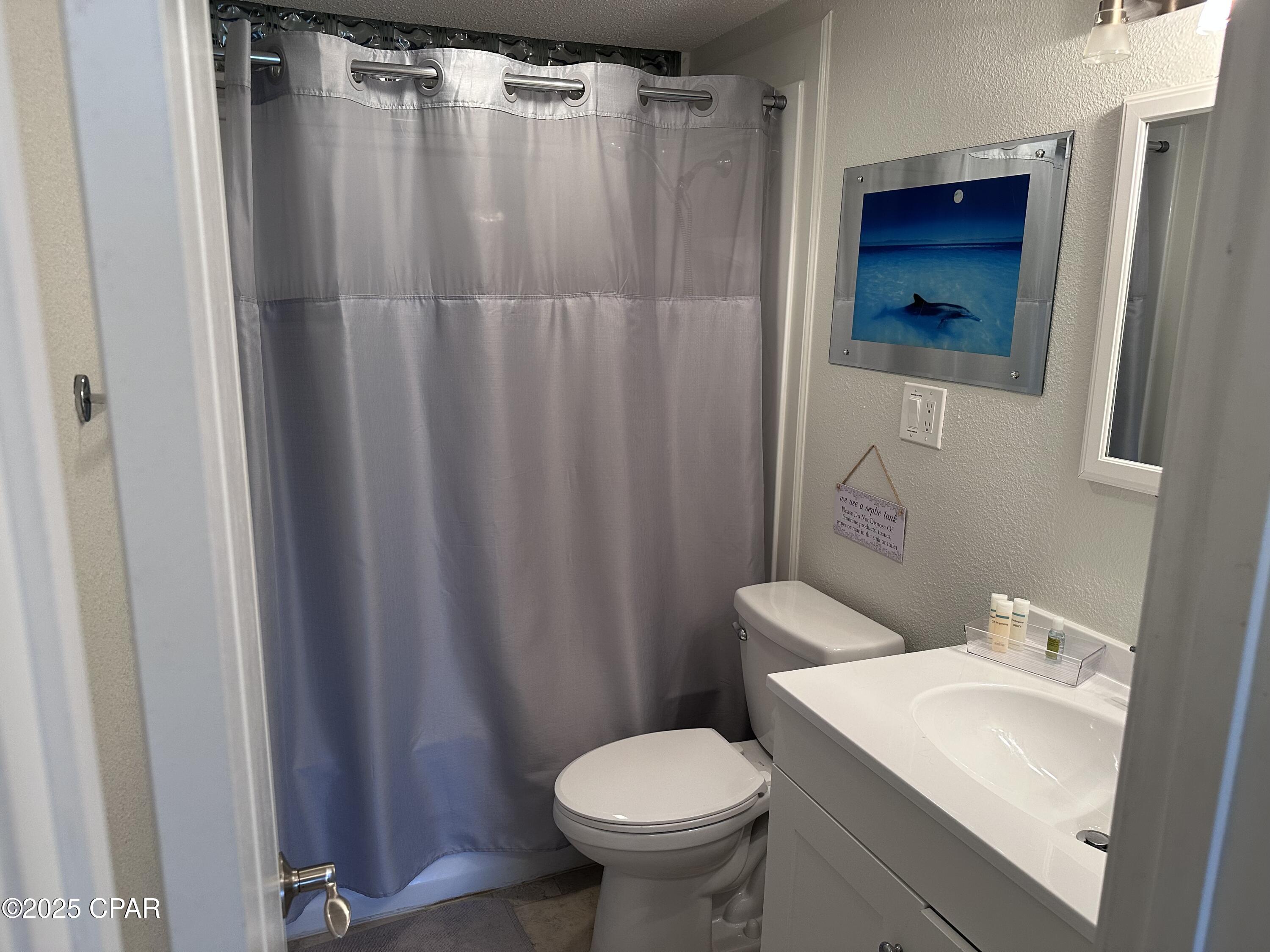 Cwqf6xffx2_fur6peaonkshwpjnzj8hdkagfsch3vdq