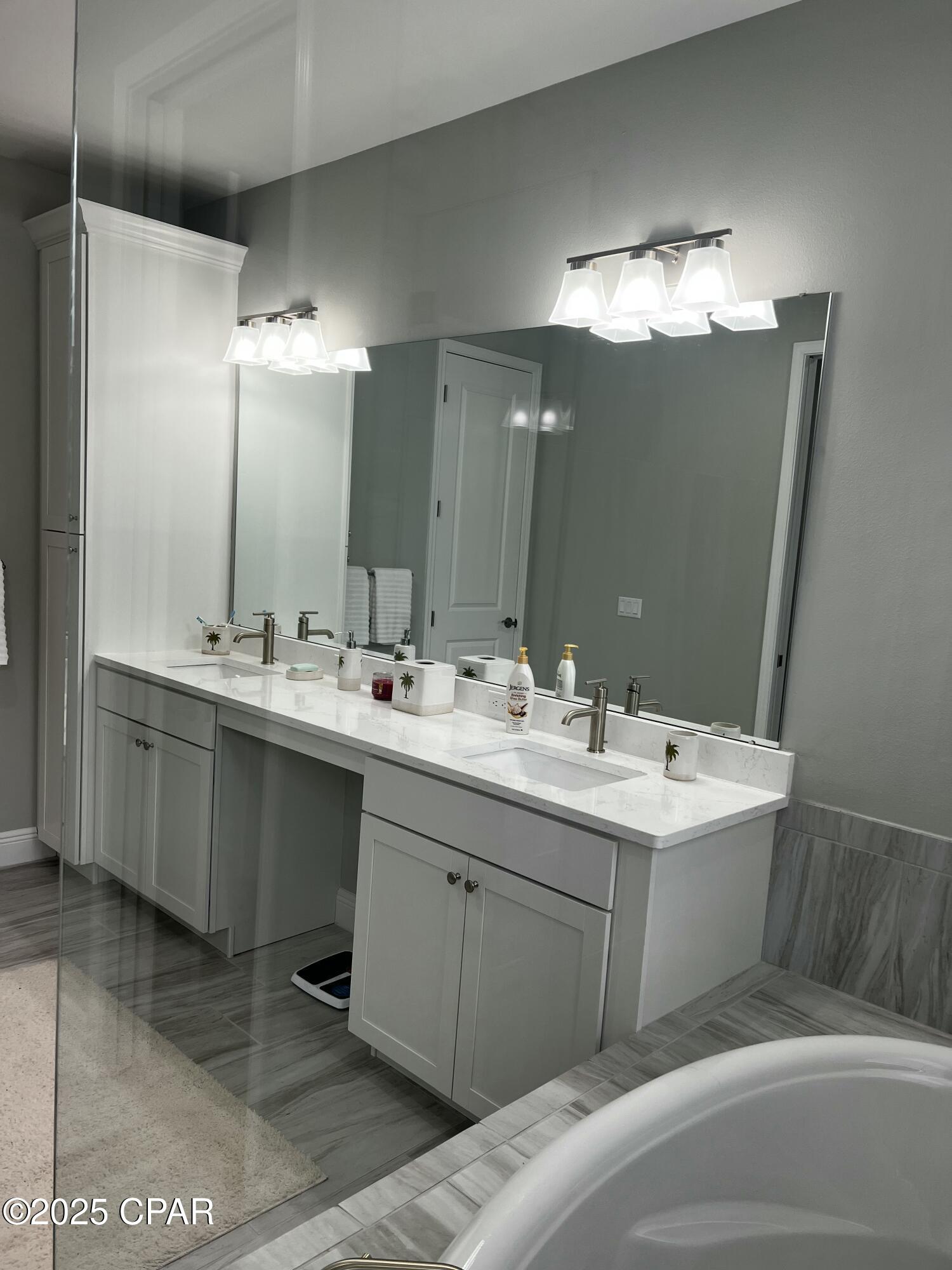 Qxx Q9d7 0eyzbtoitt2_vgnqvoy7ddmpf7n6hqdp5o