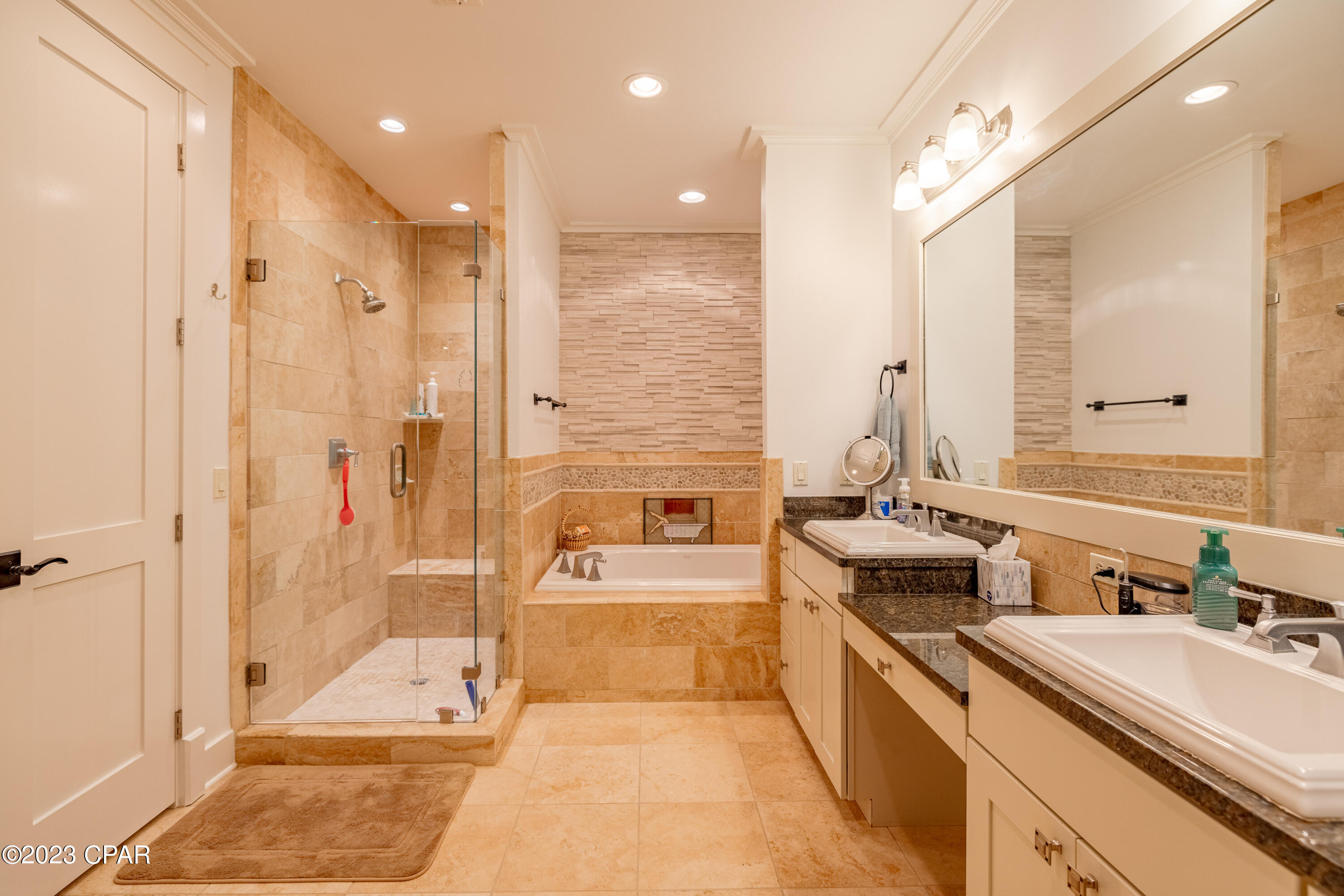 Vk9aazximda6oohu0iuoglsypbn1m_wlkw_qbcbat60