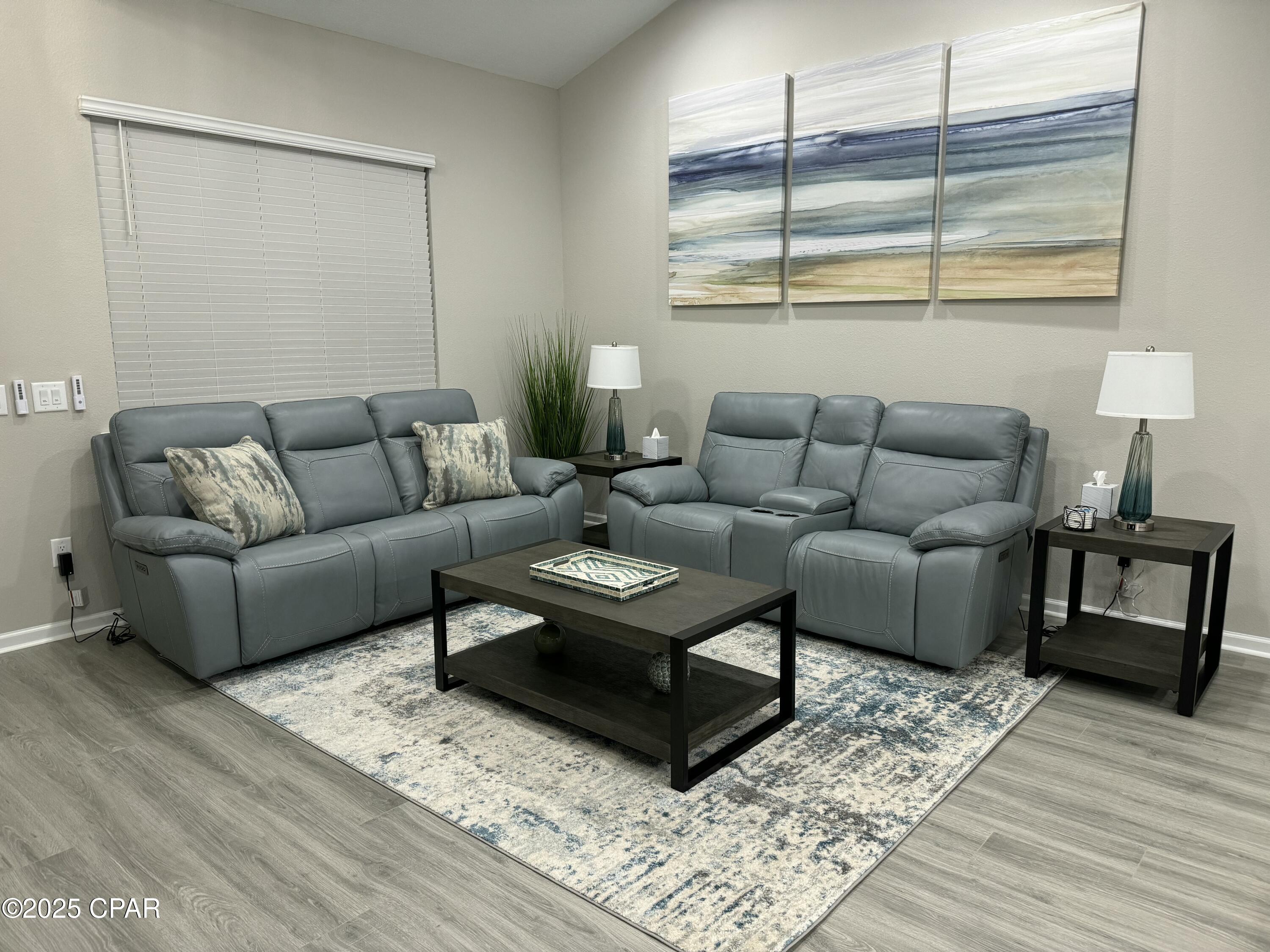 Lkqoaywhm_qrkvrrgfktrs6tt786nnri0hw3mwzviqu