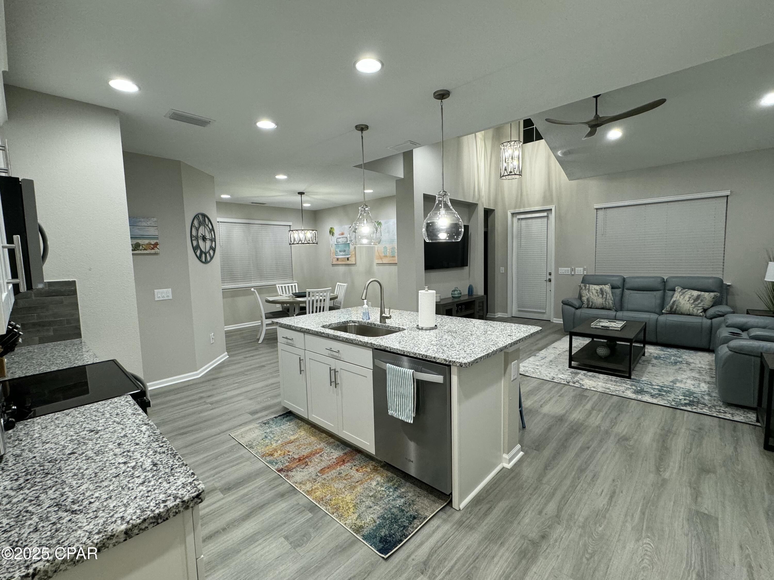 Qhsajx5rx5543ypv_tkl9mhn9xf5blmlrpifhw6gft4