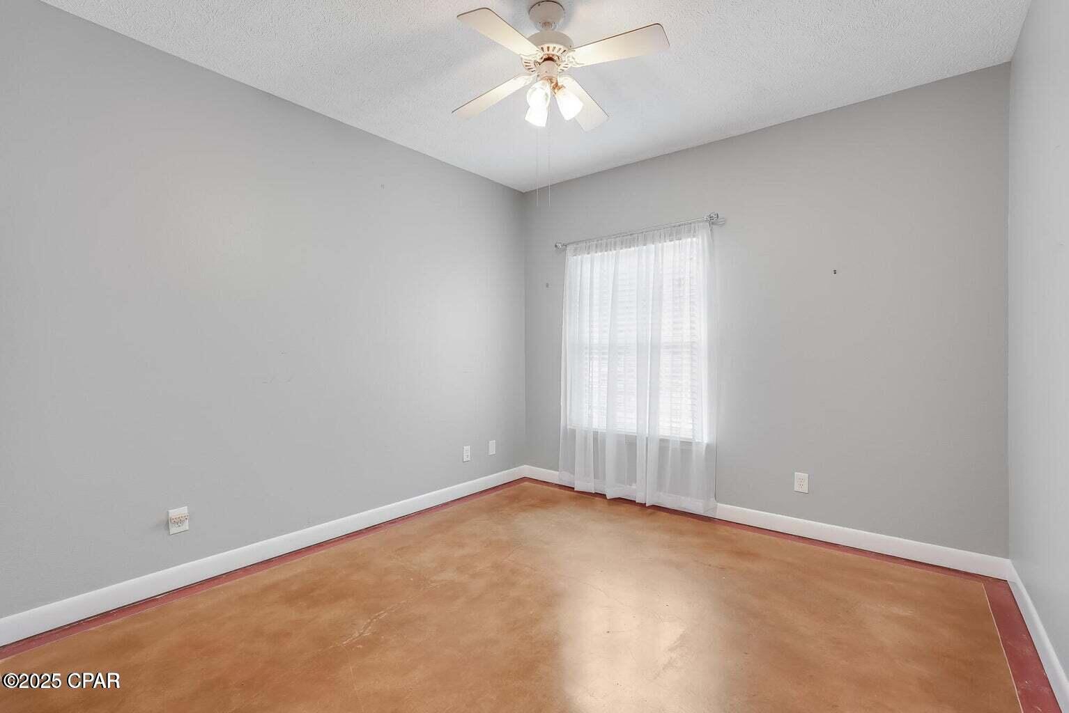 Image 18 For 200 Glades Trail