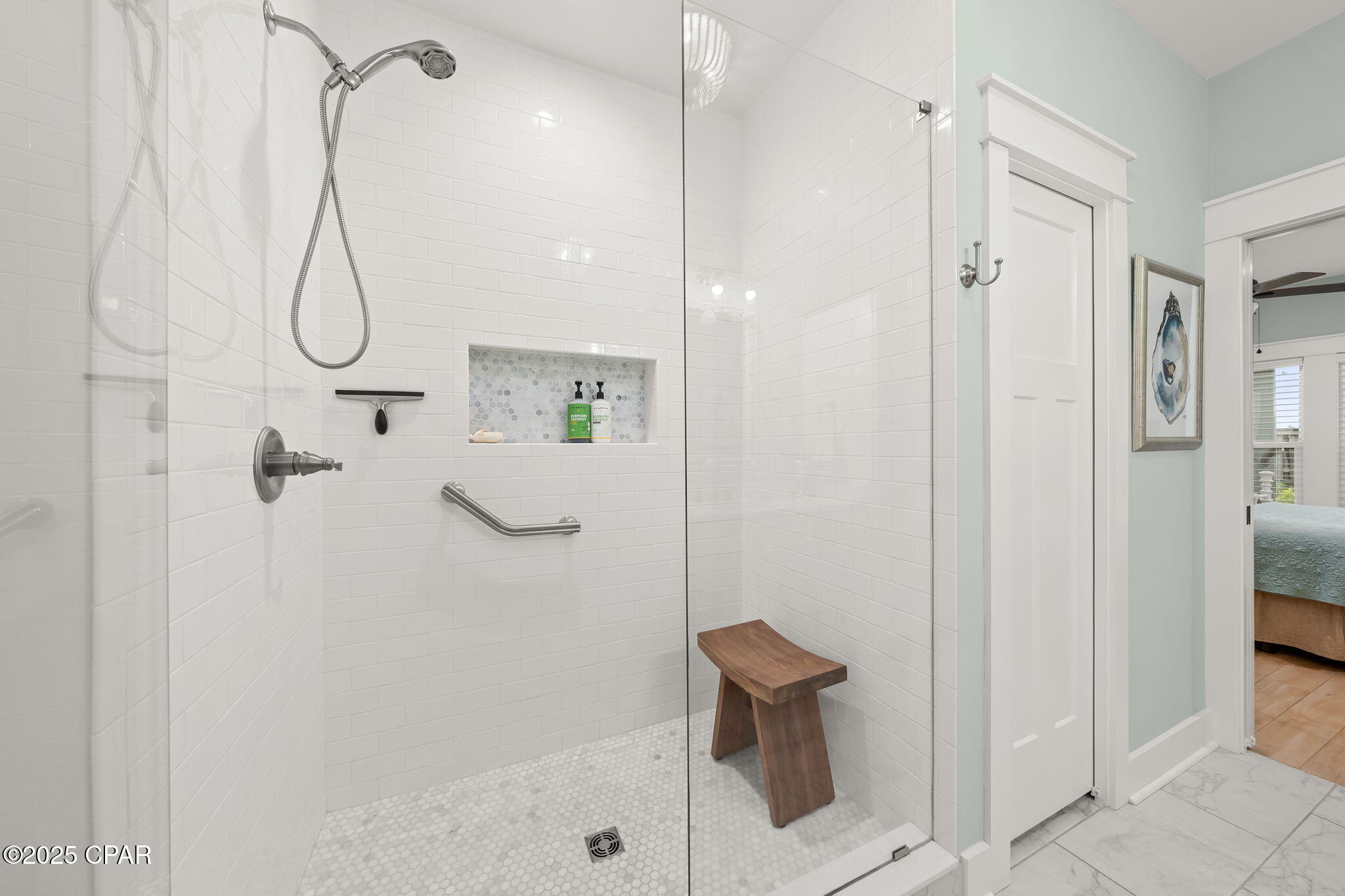 Image 26 For 302 San Souci