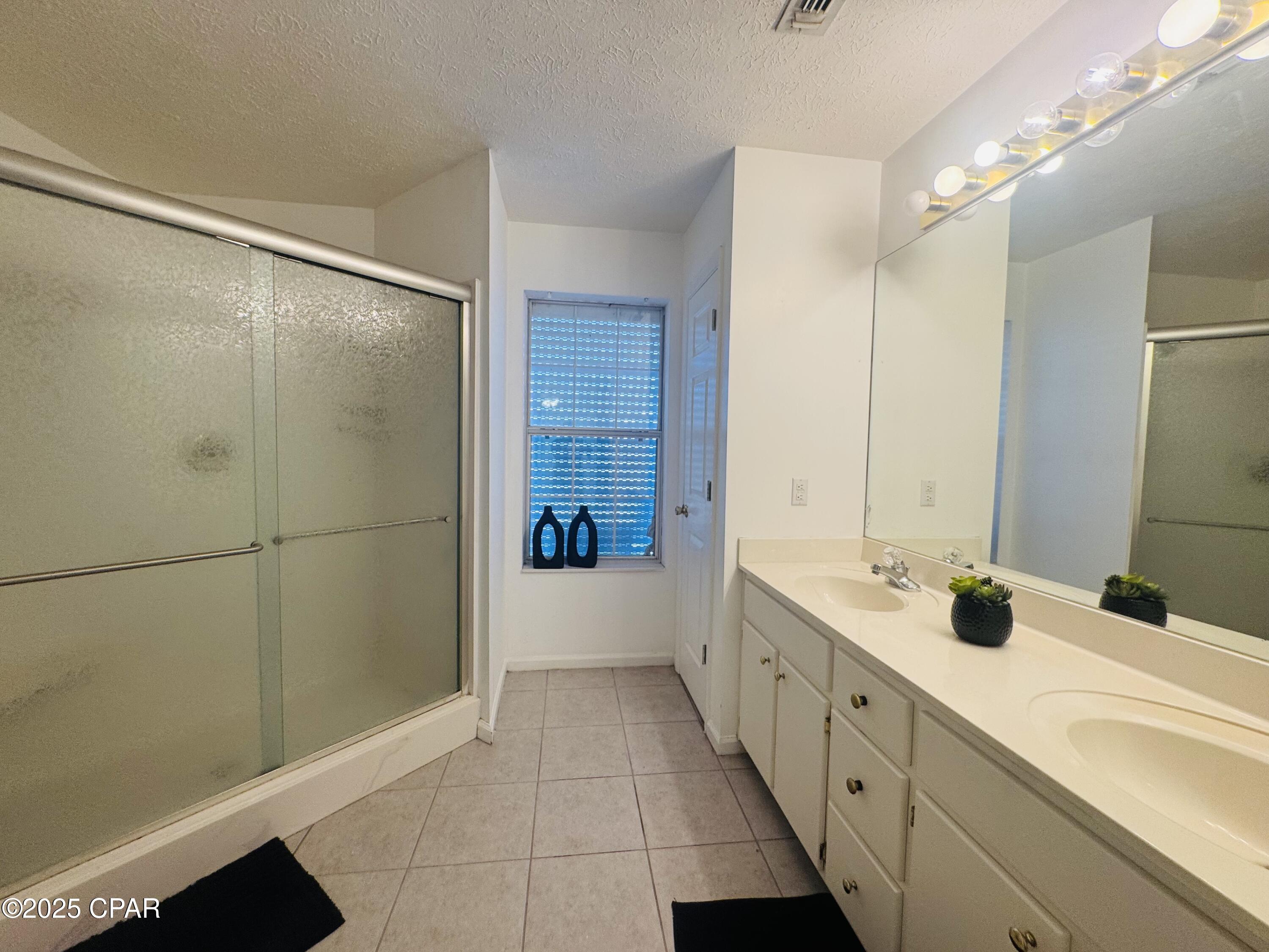 Image 23 For 919 Pelican Place