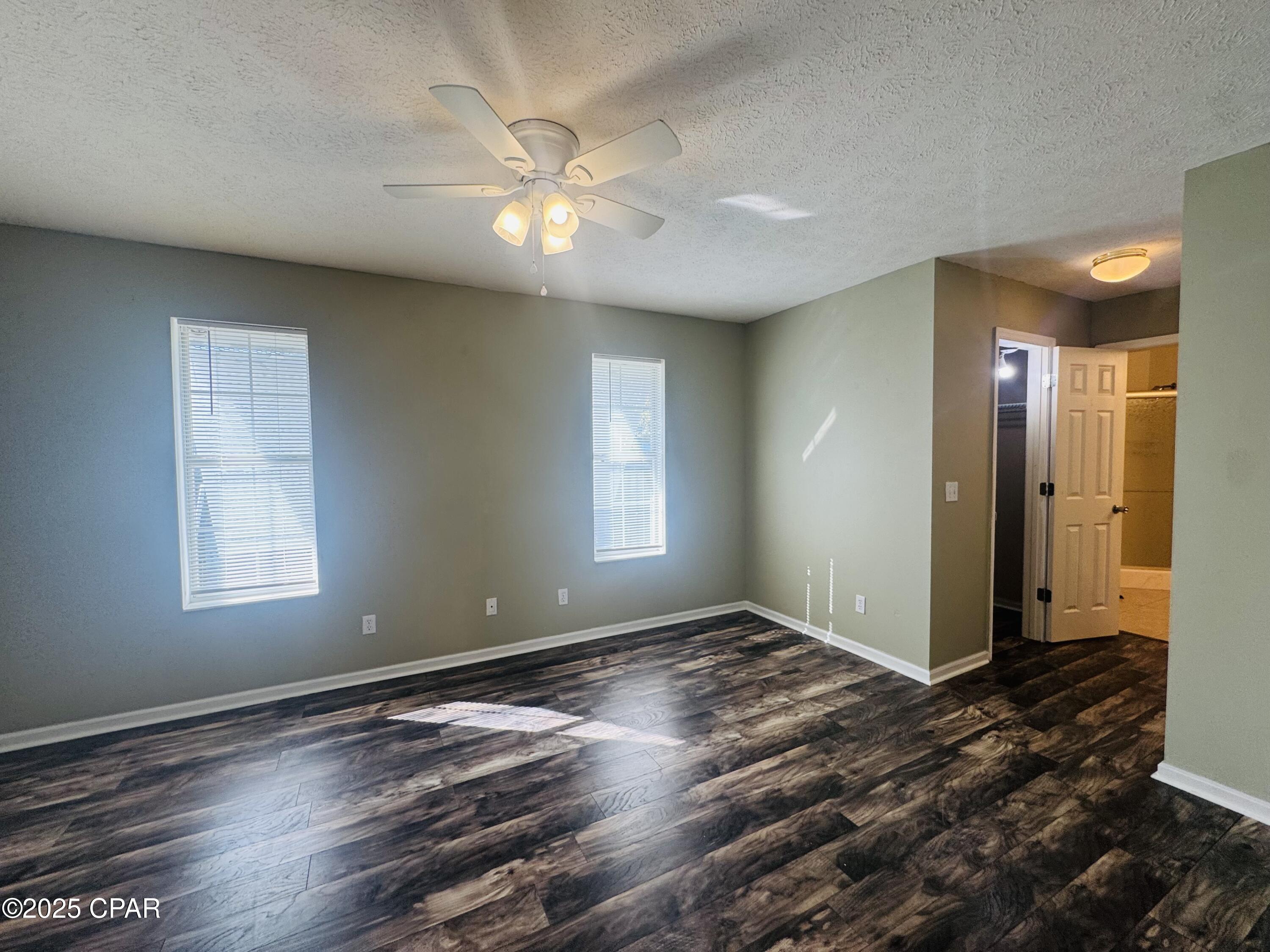 Image 25 For 919 Pelican Place