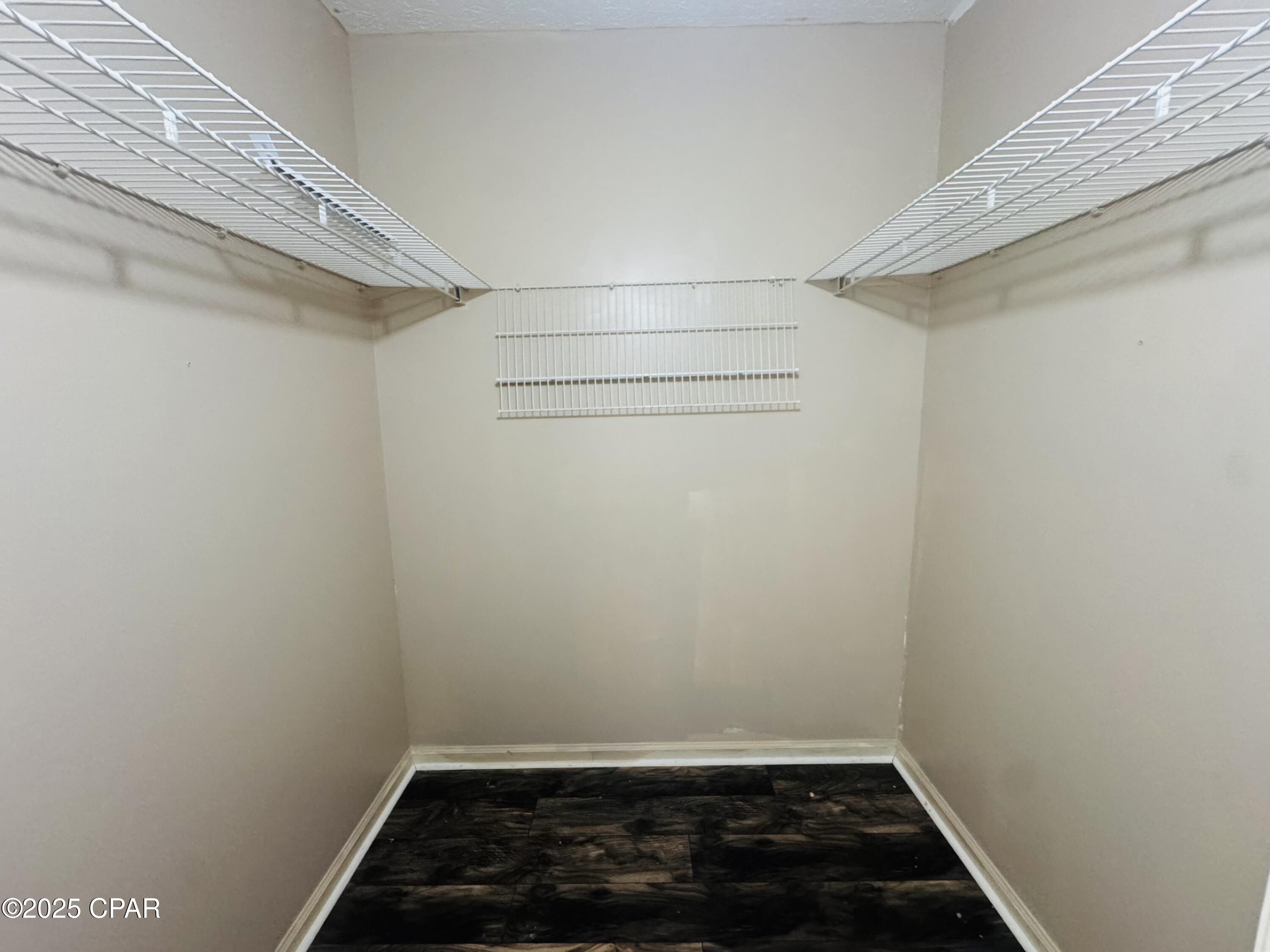 Image 26 For 919 Pelican Place