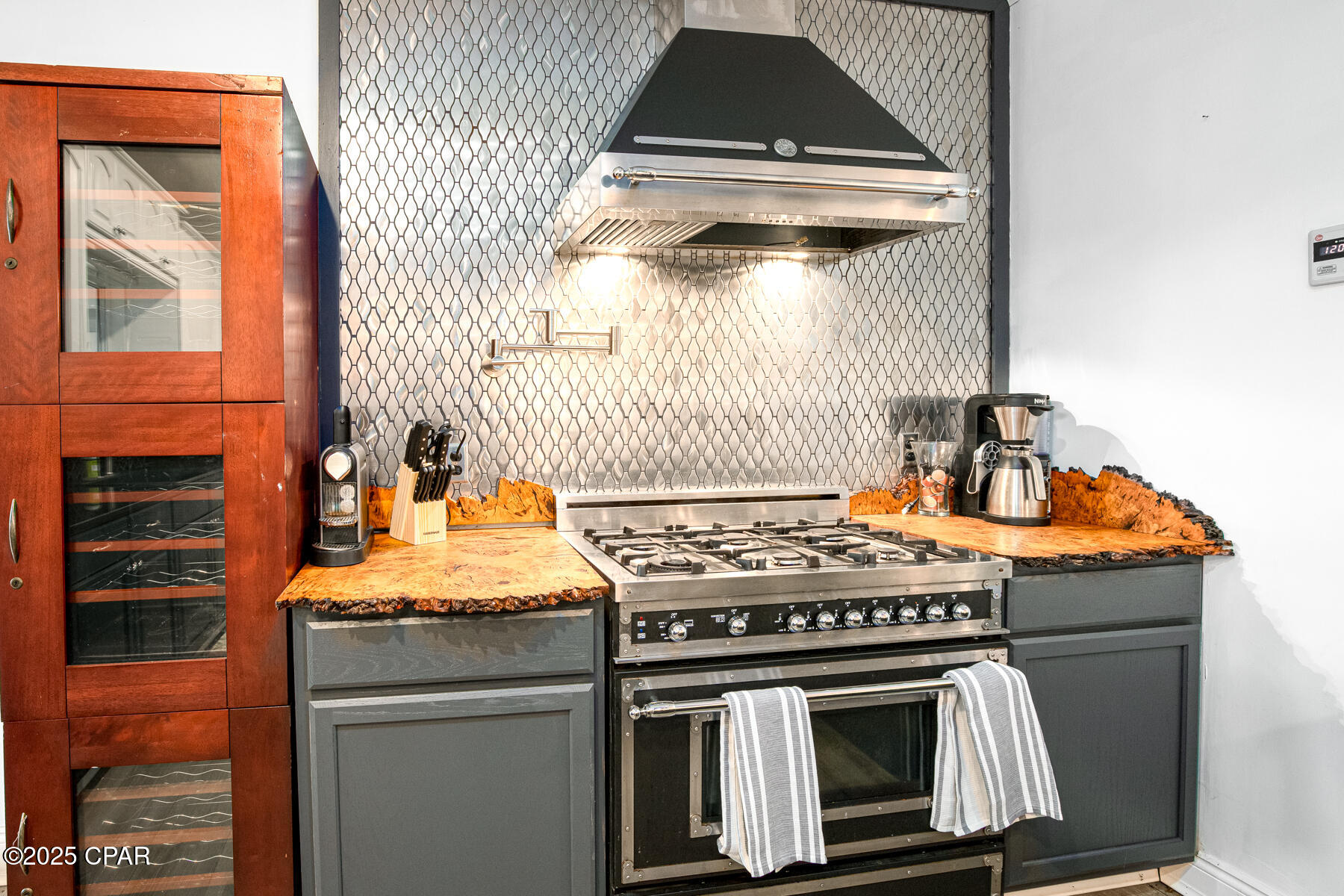 Ijxvzkqajm7p2jdzpsm7azj2nm  Cvfebops2rgoafy