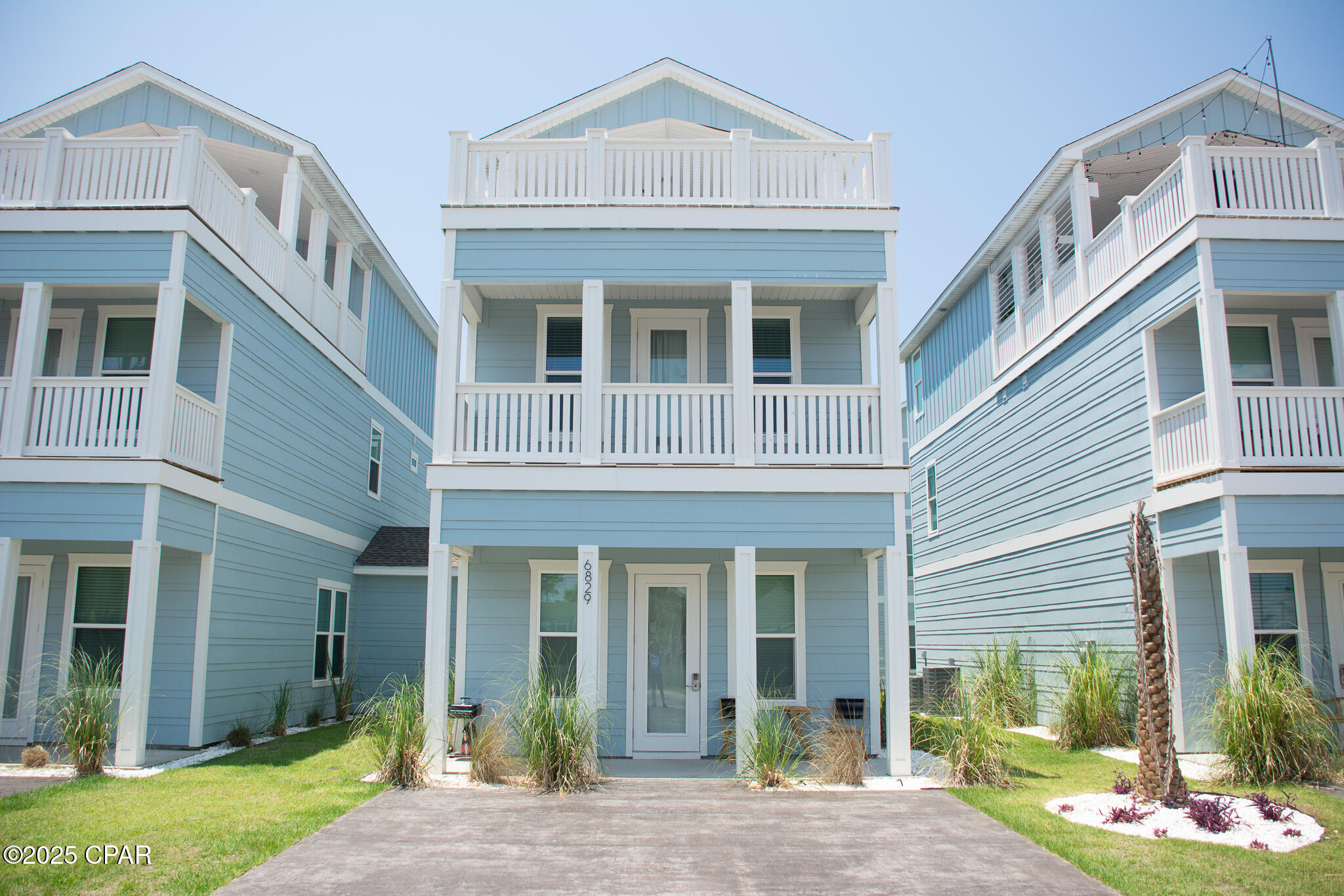 Image 2 For 6829 Beach Drive