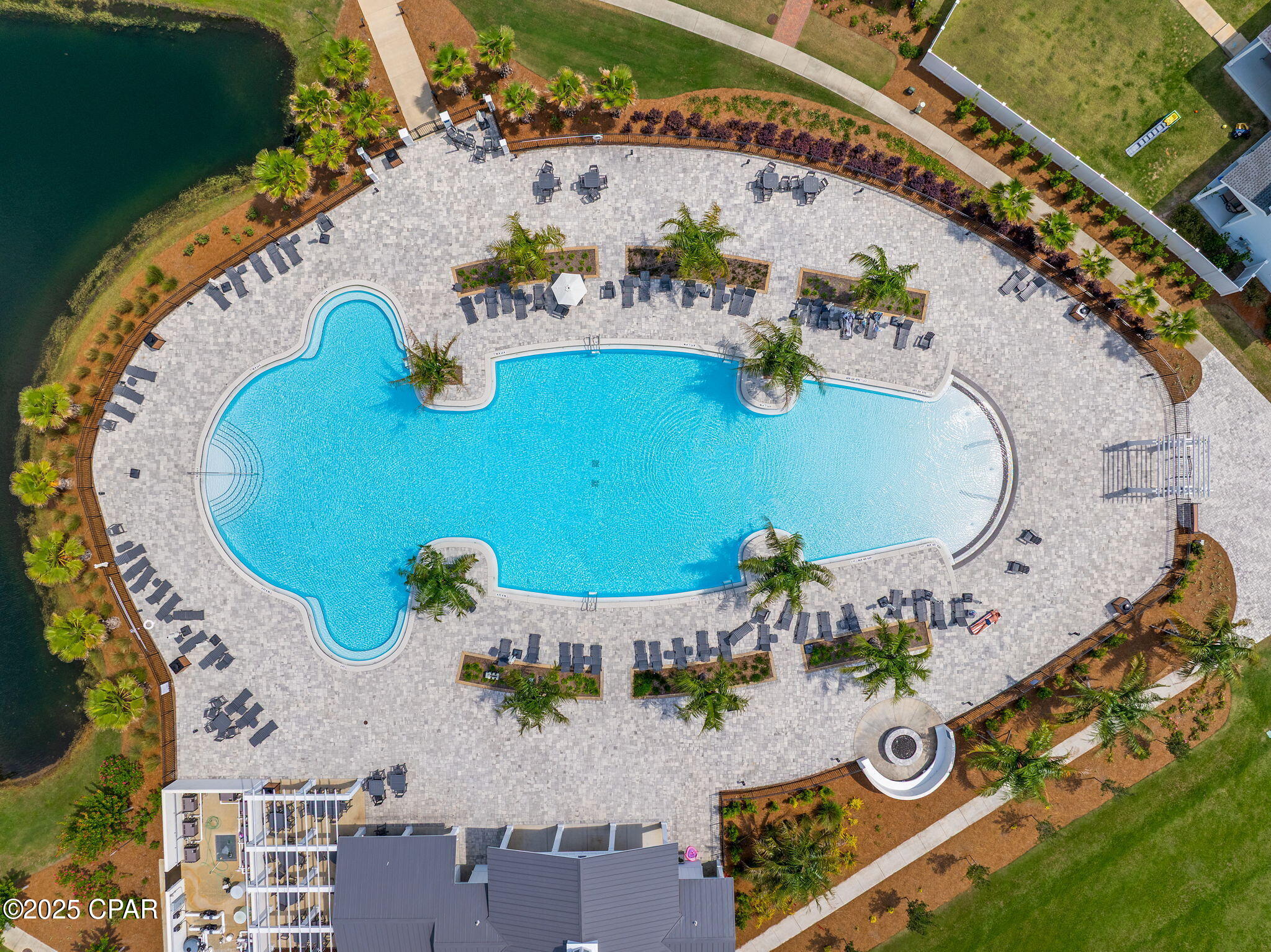 Tatqqjsfdlsnn0ukn8fbji5ps_futq6e3ppfcdin9ki