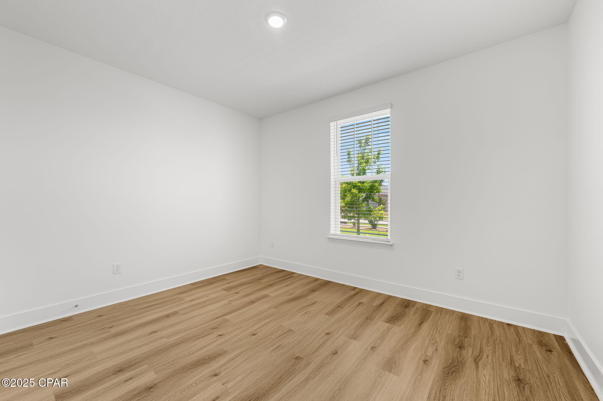 1 Gdekeisjbmz6bcbkpq1awofm8ssxkmn8onolsdpy0