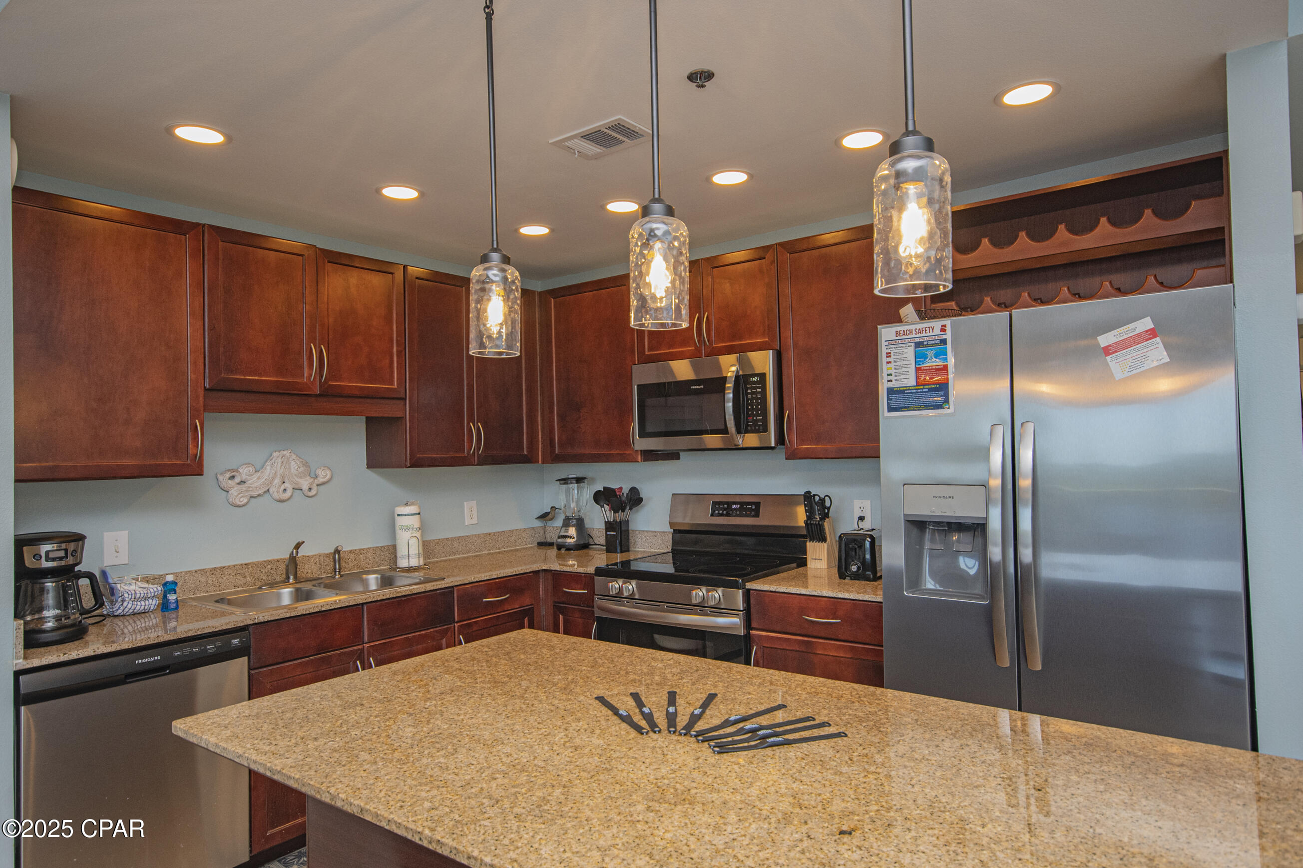   X9izkd Whyamgn72gujo Oypp2on4uizn6csldau8