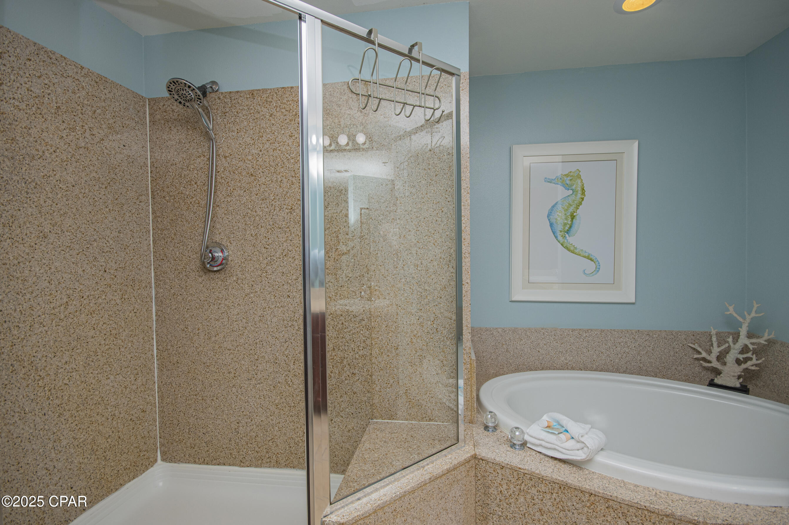 Nt2e3605mwid_ufsht2tpfua2ayl98fsflrv4rq81gw