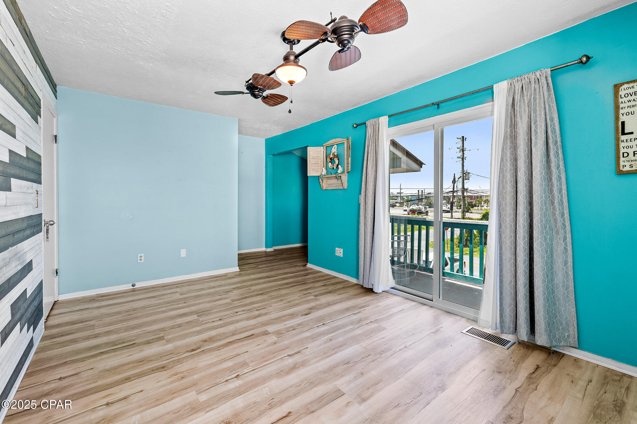 Image 22 For 5516 Beach Drive A