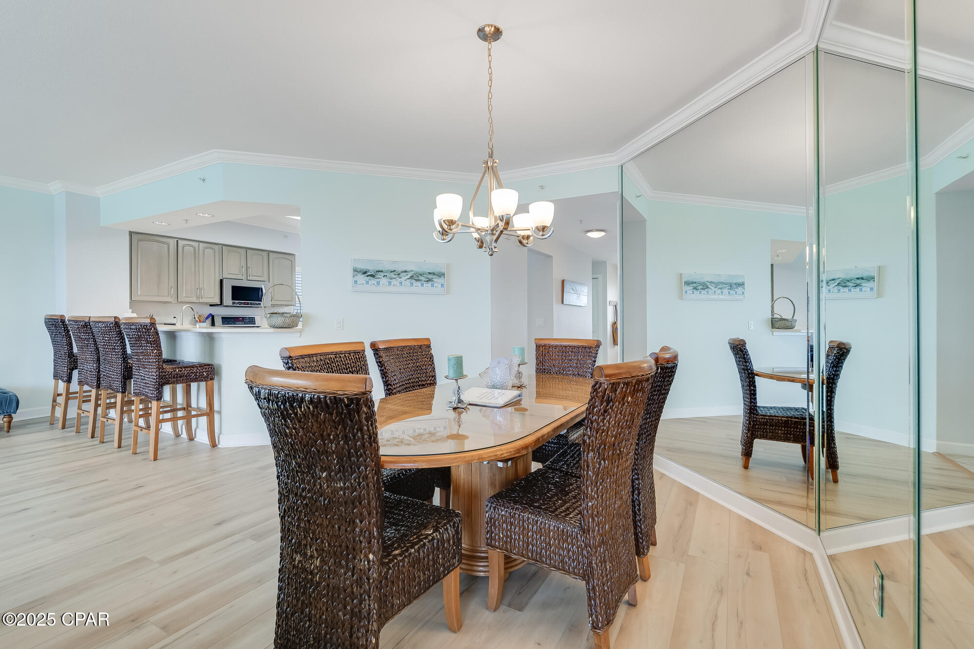 Image 13 For 8601 Surf Drive 11w