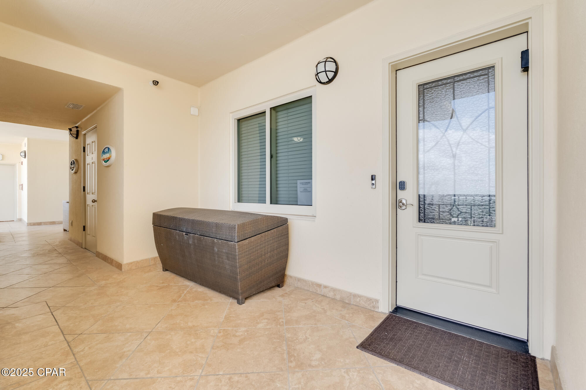 Image 25 For 8601 Surf Drive 11w