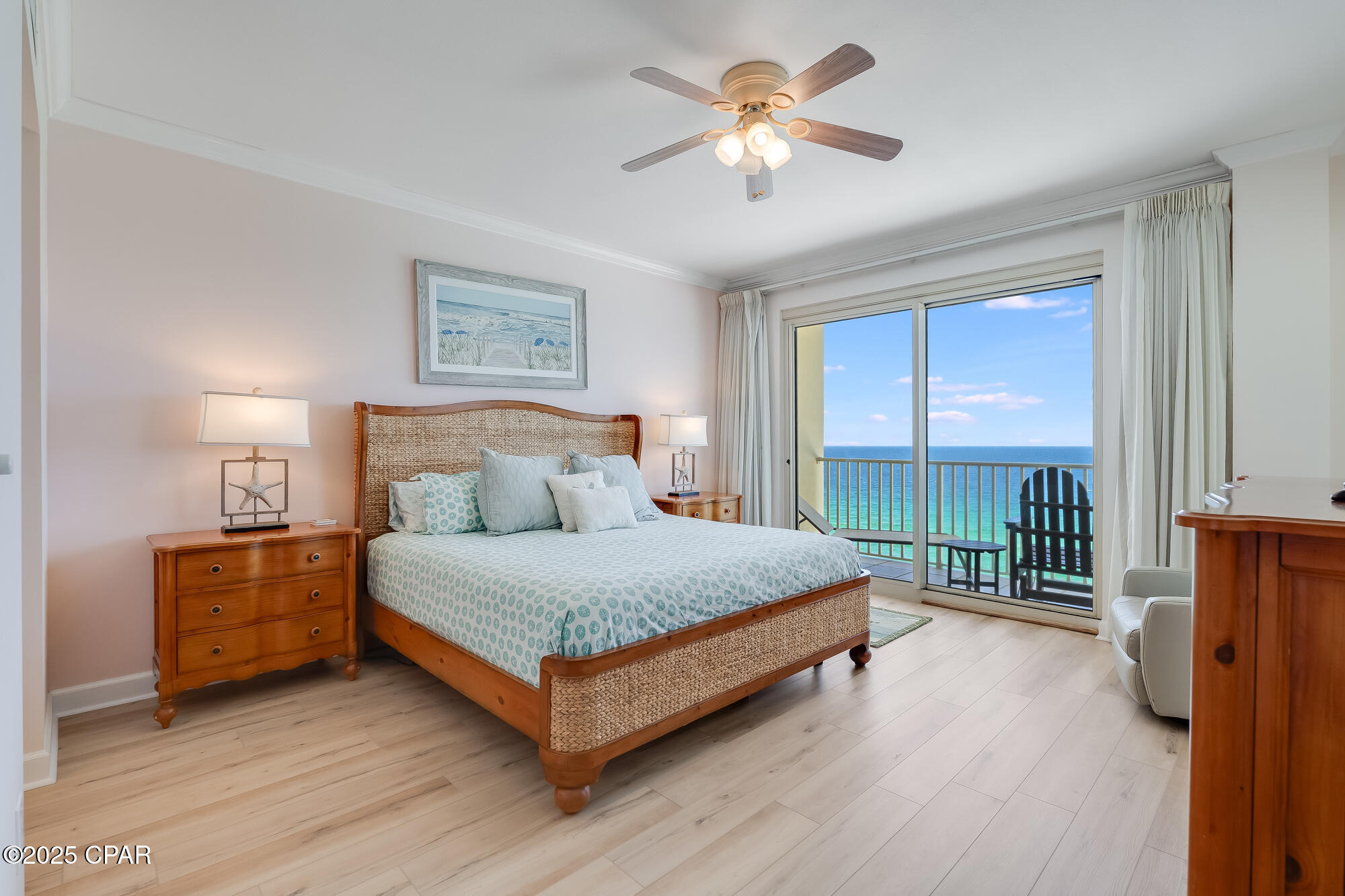 Image 27 For 8601 Surf Drive 11w