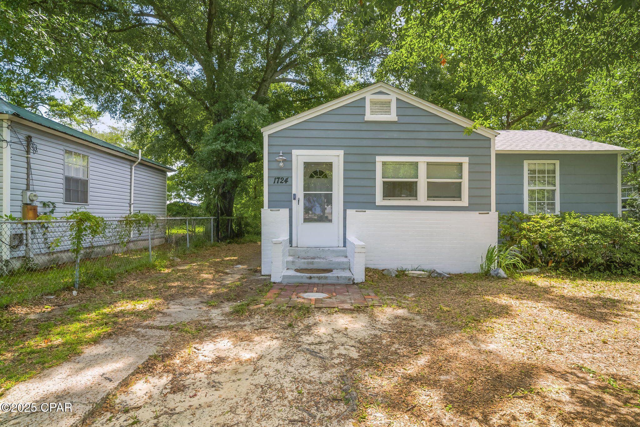 Image 3 For 1724 Alabama Avenue