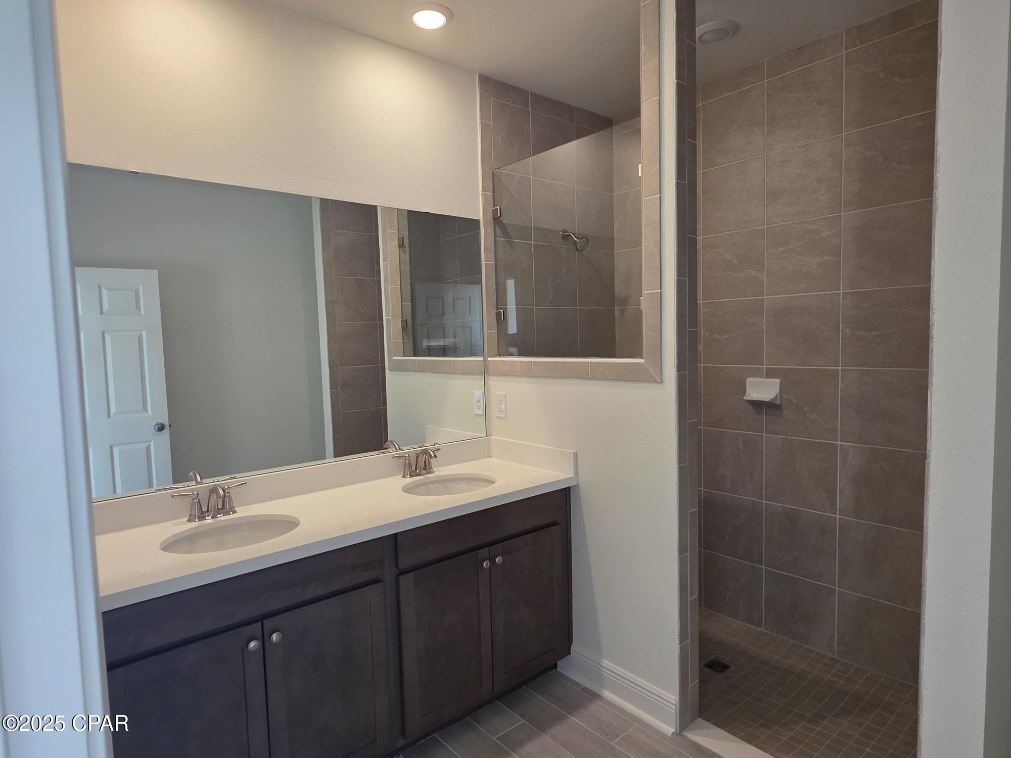 Stb9qnlfk6is8baiocip5k0qmhch389o3mpkmsffip4