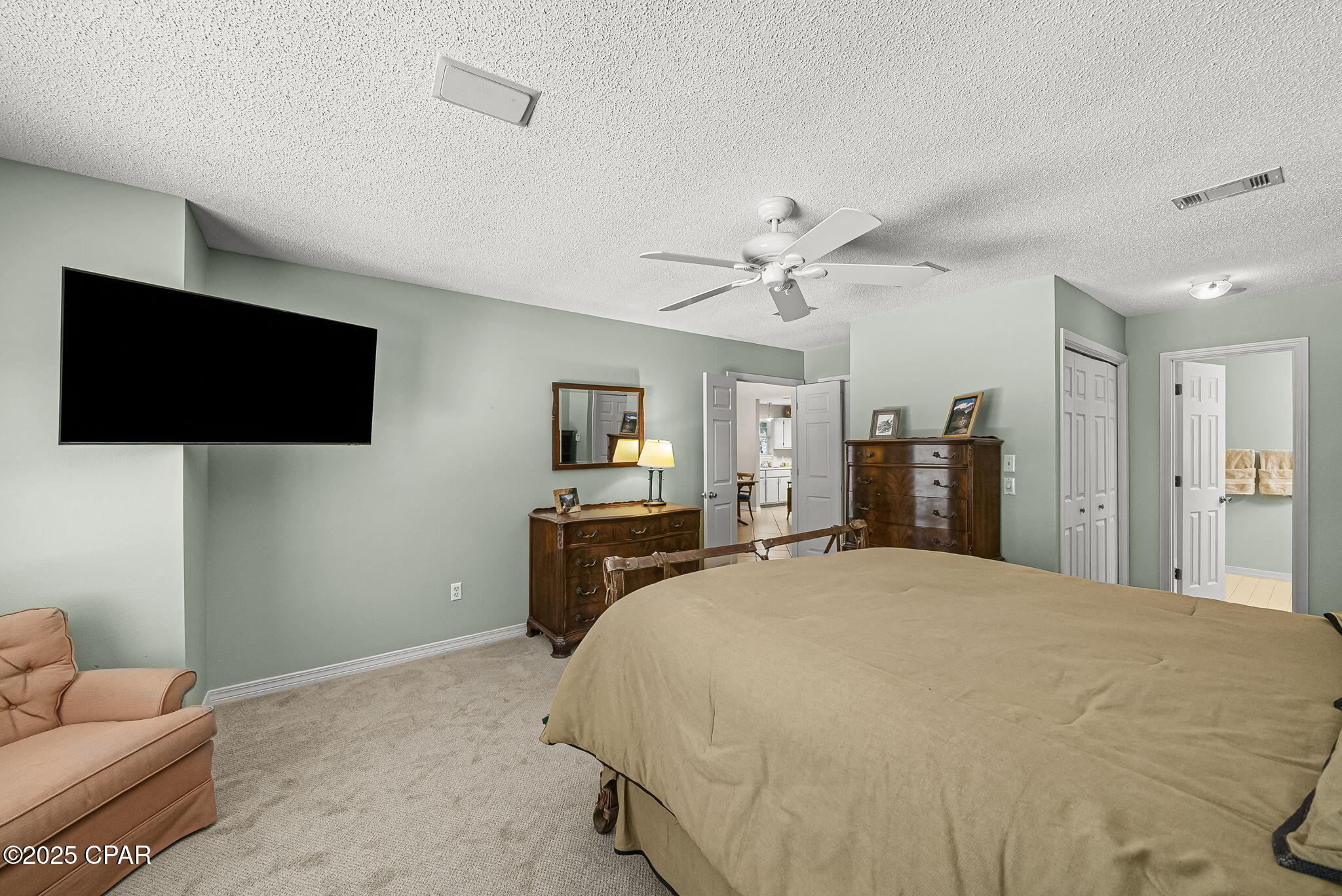 Qroocbnjajw217hti9cvr5obrgxpp2qcsdpapgoebjq