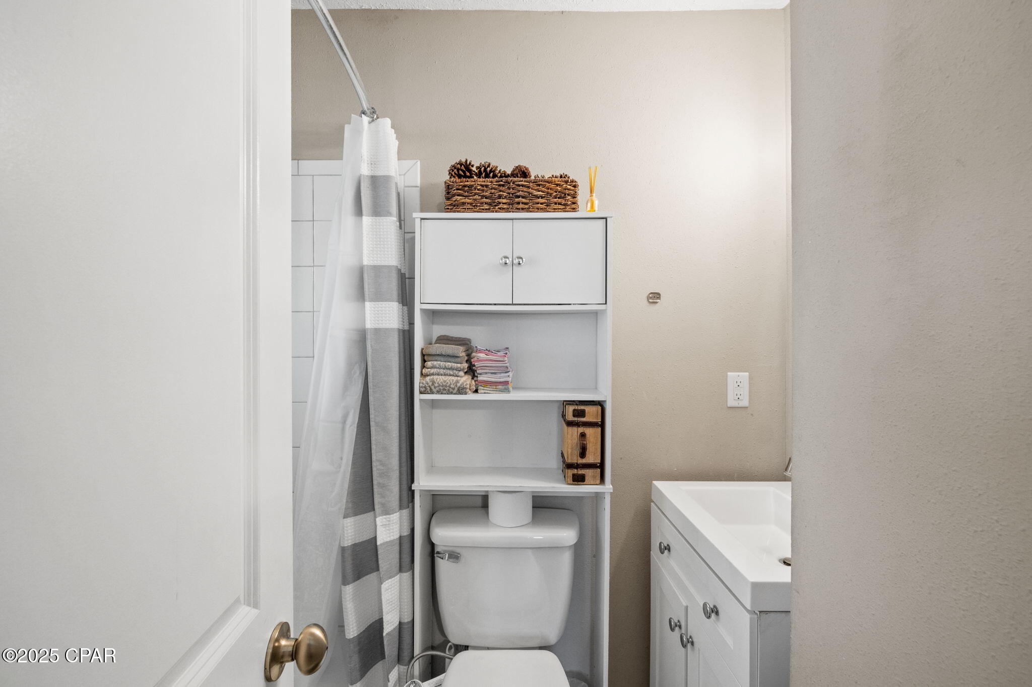 Image 28 For 1906 Chestnut Avenue