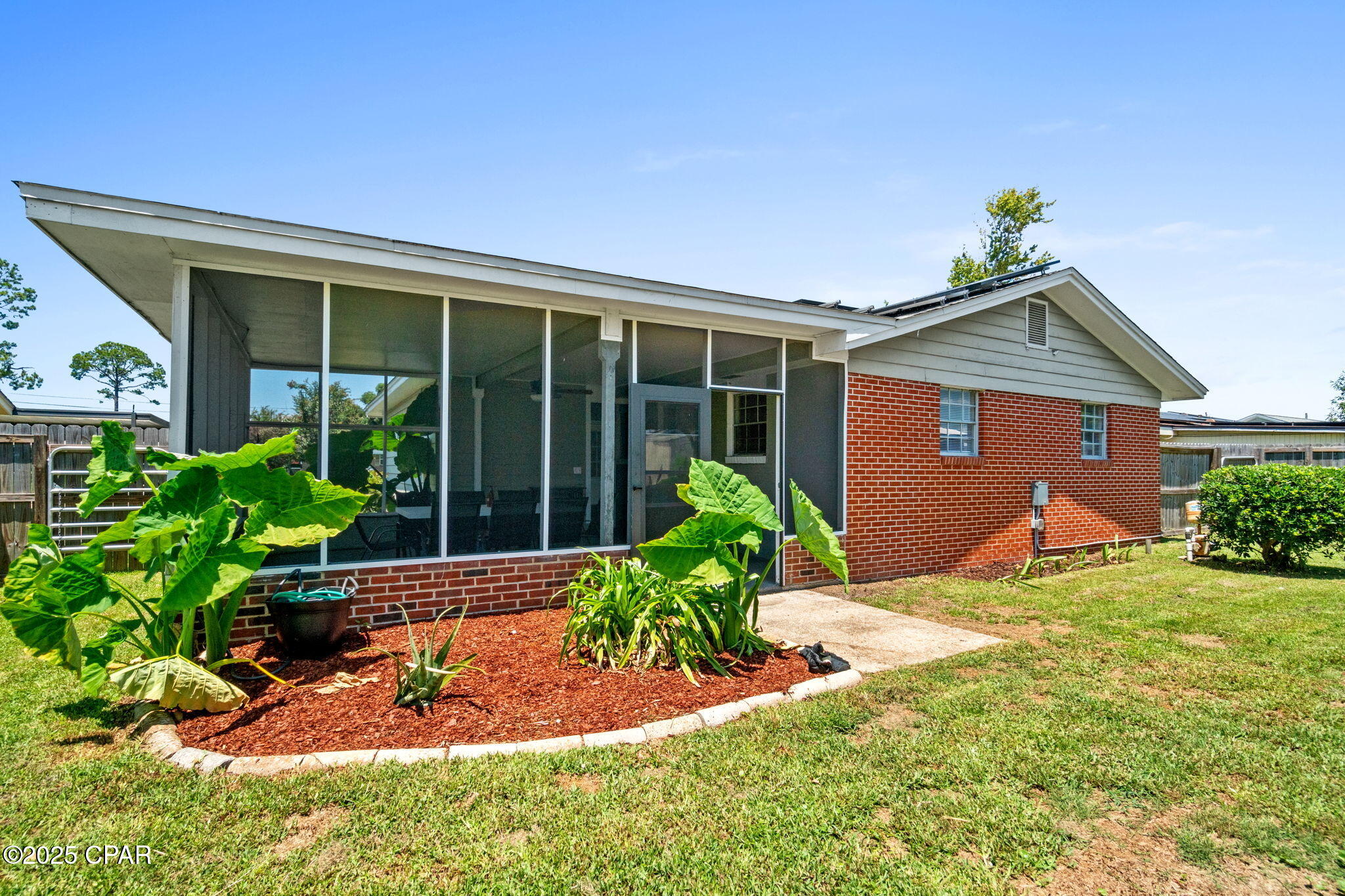 Jlrkfschky5a5zr4mgjizyh7oixwrqkzhhkgik5pts8