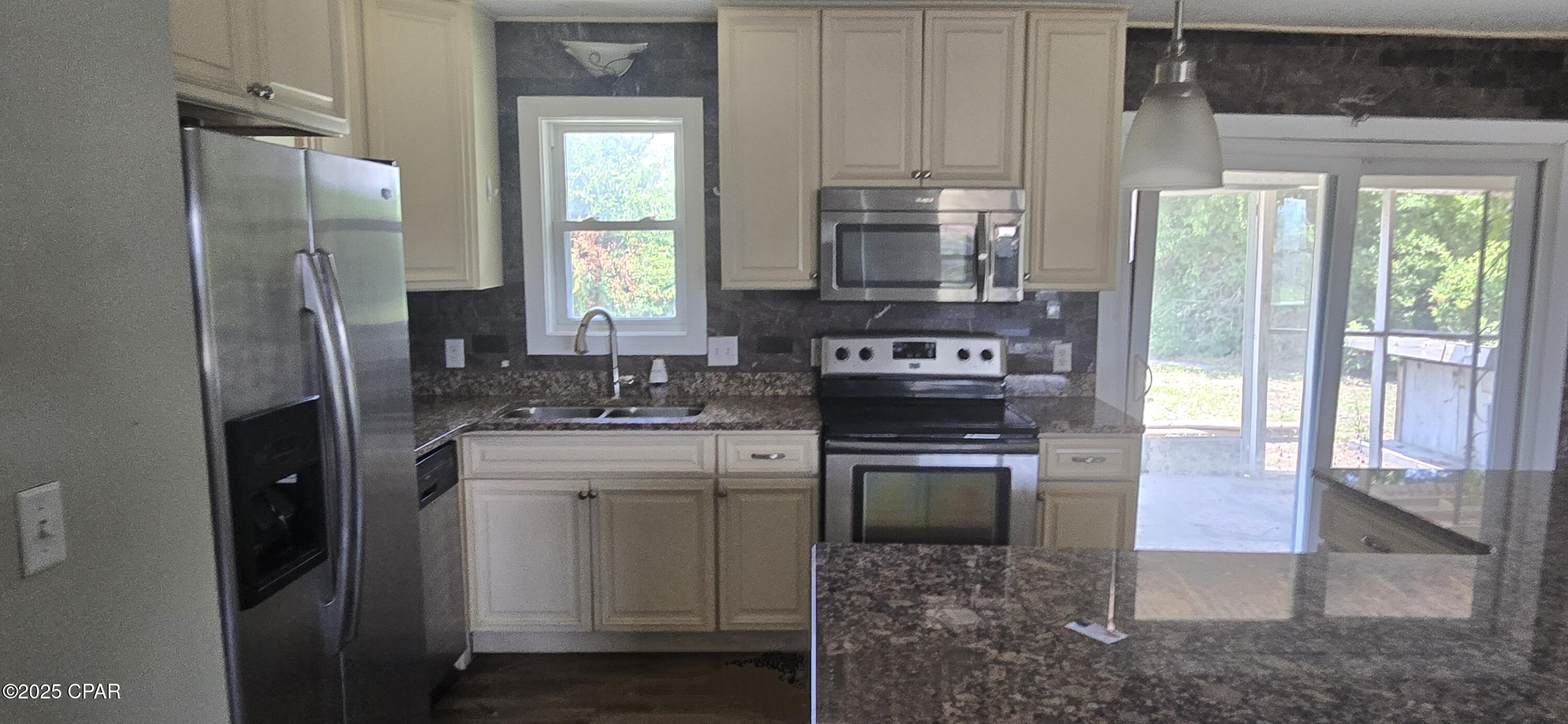 E9eowlzt5w9jvzctonkdyyrz2uix4ous5b2tg3cmkcg